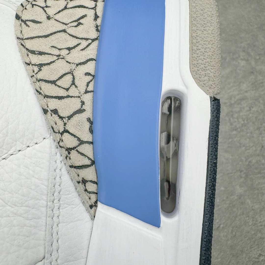 图片[12]-＃K版纯原 Air Jordan AJ3 Retro 北卡蓝 CT8532-104 原楦原纸板开发 确保原汁原味 原厂皮料质感色泽绝无偏差 完美中底拉帮 原厂中底钢印 原档案大底 如假白送 大底纹路 气垫通透度PU的回弹性均百分百还原 原厂电绣鞋舌飞人刺绣针数立体讲究精细欢迎对比正品原鞋 尺码：40 40.5 41 42 42.5 43 44 44.5 45 46 47.5-选品中心