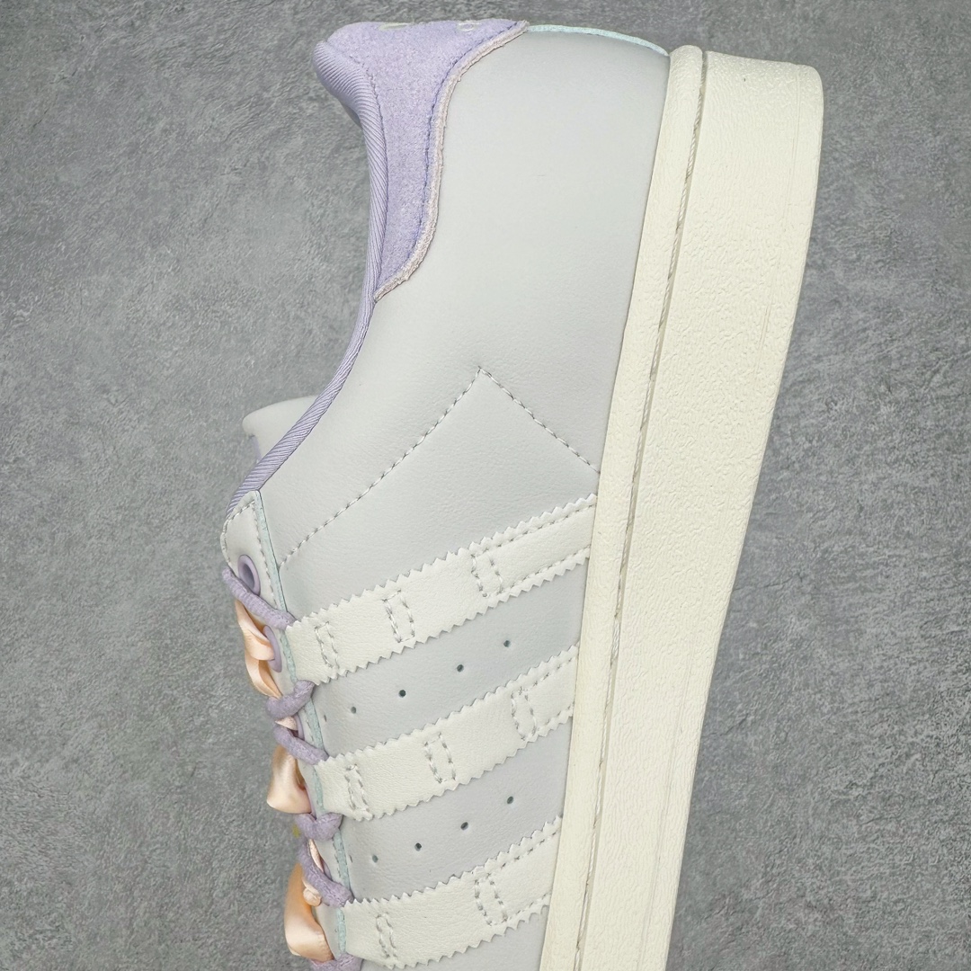 图片[7]-＃F版纯原 AD Originals Superstar 经典复古贝壳头板鞋 IF1804 诞生于1969年 是第一双将全皮面鞋 身与橡胶鞋头结合在一起的低帮篮球鞋 Superstar最开始 是作为高帮篮球鞋Pro Model的低帮版本而出现的 但因为其独特和醒目的橡胶鞋头造型而让大家熟知 被大家形象地称为\\\”shelltoe\\\”贝壳头 在70年代的美国职业篮球场上 接近3/4的NBA球员都将这双Superstar作为场上用鞋 80年代之后 经过不断的改良和发展 Superstar逐渐成为横跨时装、音乐、街头文化、休闲和运动等各大领域的时尚潮鞋 尺码：36 36.5 37 38 38.5 39 40 40.5 41 42 42.5 43 44 44.5 45-选品中心