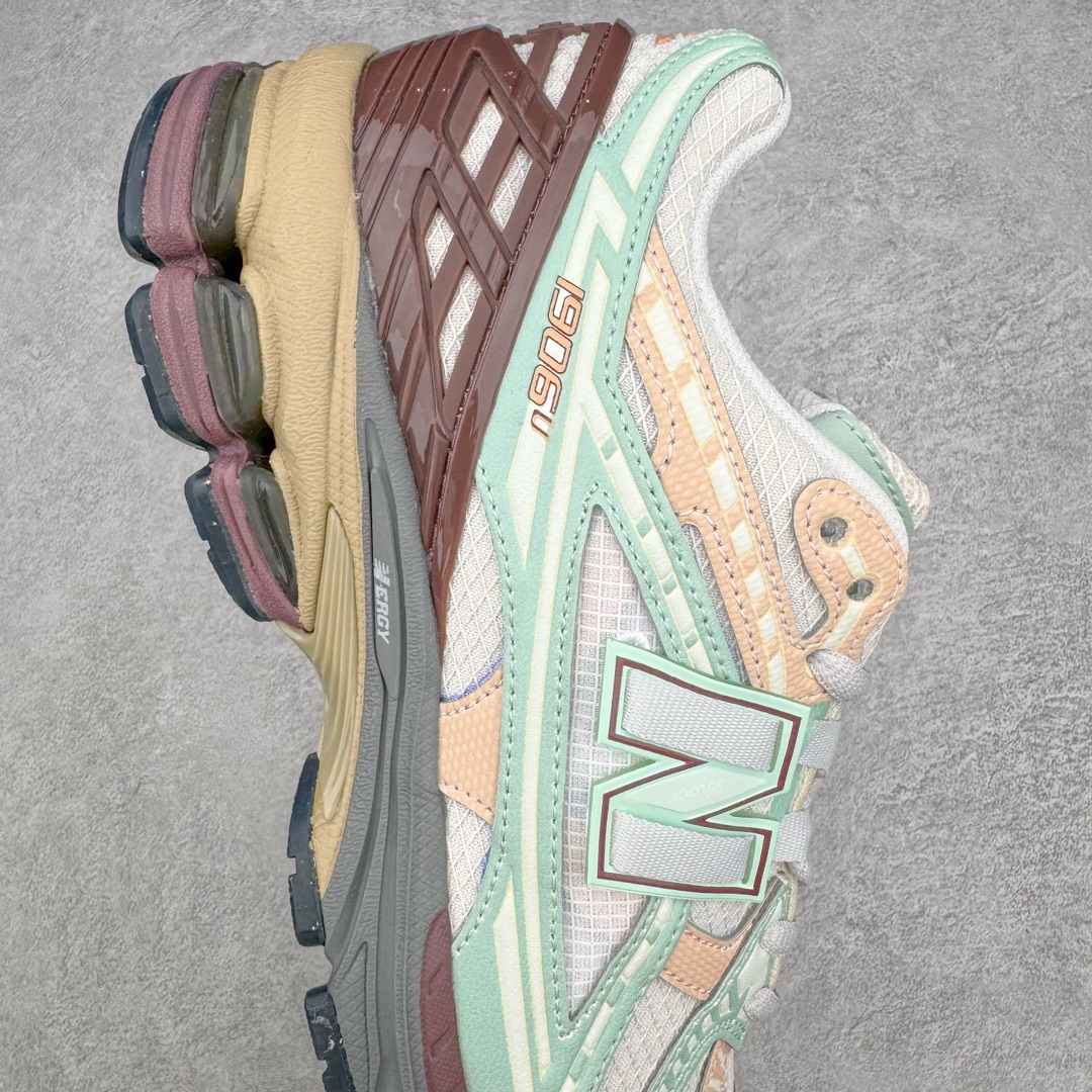 图片[6]-New Balance M1906R NB新百伦系列复古老爹风休闲运动慢跑鞋 采用轻质牛剖革拼接透气网眼衬垫织物鞋面材质 T-Beam大底提供足步弓支撑 保持步态稳定#后跟搭载外露缓震胶 鞋身整体以各种深浅不一的灰色覆盖 鞋头以淡蓝色调装饰，网眼衬垫通过不规律的色块实现做旧的美感 泛黄的鞋底更是进一步增添了复古气息 尺码：36 37 37.5 38 38.5 39.5 40 40.5 41.5 42 42.5 43 44 45-选品中心