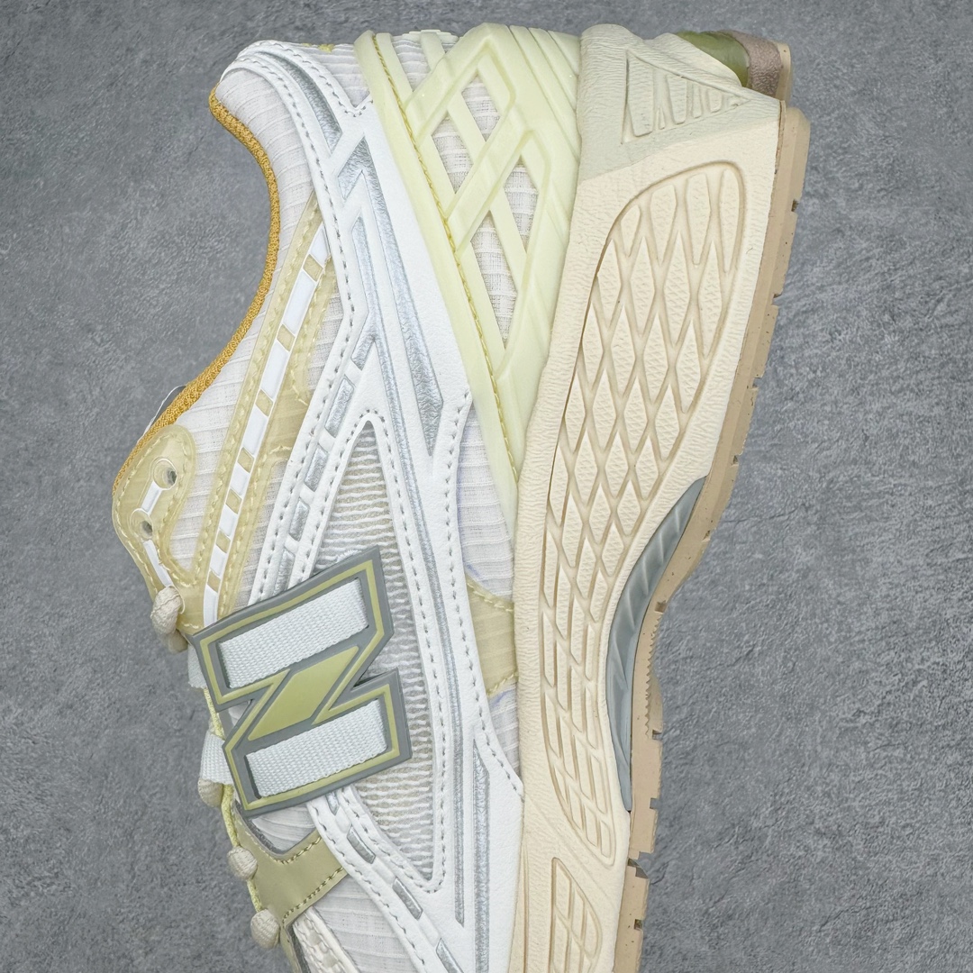 图片[7]-New Balance M1906R NB新百伦系列复古老爹风休闲运动慢跑鞋 采用轻质牛剖革拼接透气网眼衬垫织物鞋面材质 T-Beam大底提供足步弓支撑 保持步态稳定#后跟搭载外露缓震胶 鞋身整体以各种深浅不一的灰色覆盖 鞋头以淡蓝色调装饰，网眼衬垫通过不规律的色块实现做旧的美感 泛黄的鞋底更是进一步增添了复古气息 尺码：36 37 37.5 38 38.5 39.5 40 40.5 41.5 42 42.5 43 44 45-选品中心