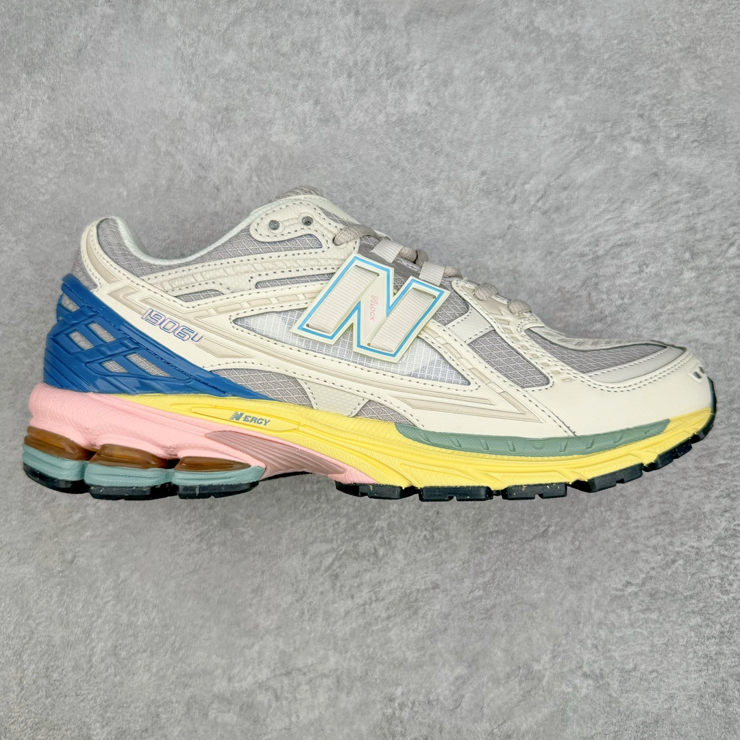New Balance M1906R NB新百伦系列复古老爹风休闲运动慢跑鞋 采用轻质牛剖革拼接透气网眼衬垫织物鞋面材质 T-Beam大底提供足步弓支撑 保持步态稳定#后跟搭载外露缓震胶 鞋身整体以各种深浅不一的灰色覆盖 鞋头以淡蓝色调装饰，网眼衬垫通过不规律的色块实现做旧的美感 泛黄的鞋底更是进一步增添了复古气息 尺码：36 37 37.5 38 38.5 39.5 40 40.5 41.5 42 42.5 43 44 45-选品中心