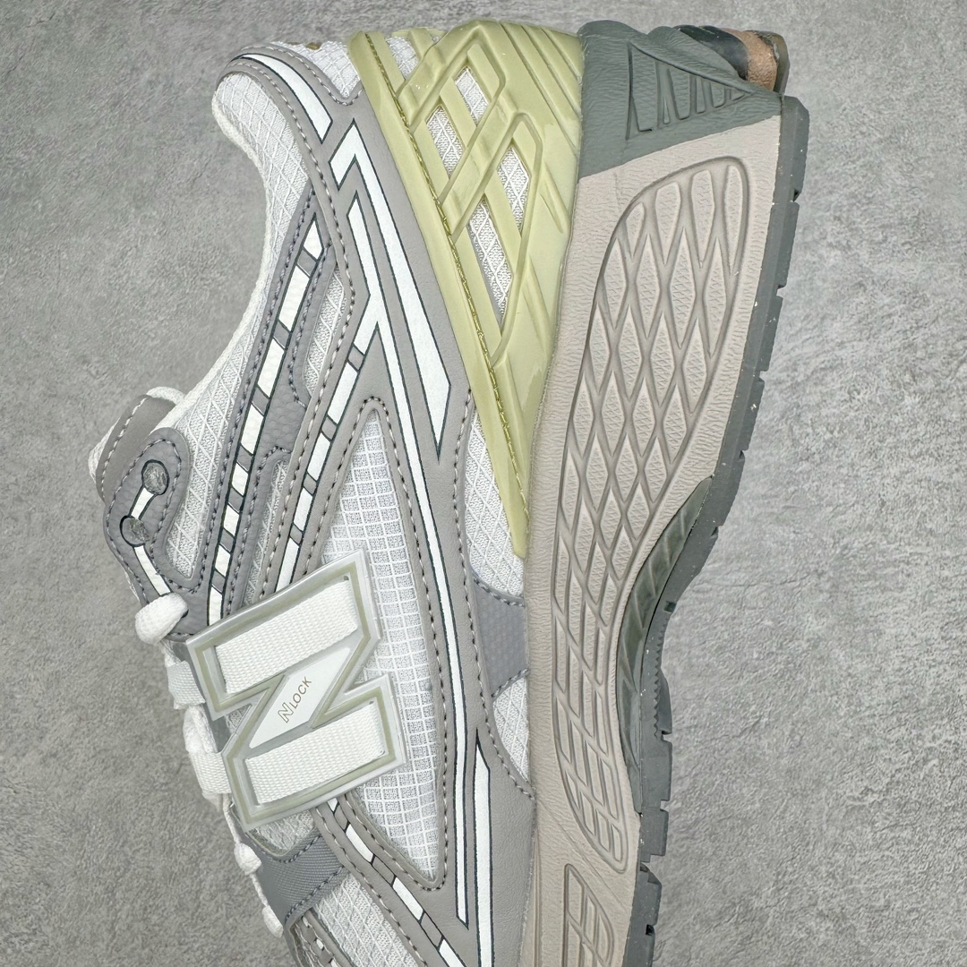 图片[7]-New Balance M1906R NB新百伦系列复古老爹风休闲运动慢跑鞋 采用轻质牛剖革拼接透气网眼衬垫织物鞋面材质 T-Beam大底提供足步弓支撑 保持步态稳定#后跟搭载外露缓震胶 鞋身整体以各种深浅不一的灰色覆盖 鞋头以淡蓝色调装饰，网眼衬垫通过不规律的色块实现做旧的美感 泛黄的鞋底更是进一步增添了复古气息 尺码：36 37 37.5 38 38.5 39.5 40 40.5 41.5 42 42.5 43 44 45-选品中心