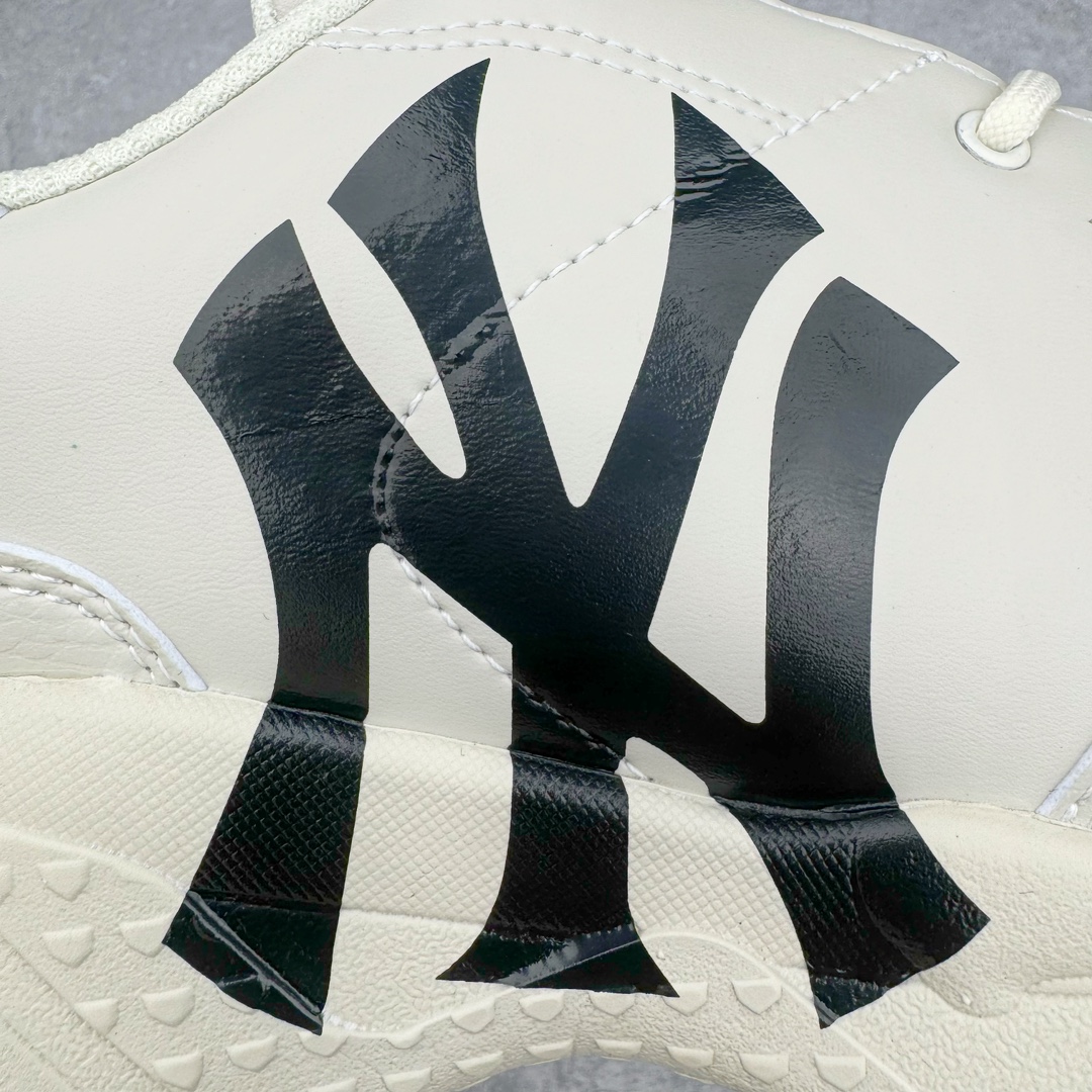 图片[16]-＃PB过验版 MLB Big Ball Chunky 复古印花老爹鞋系列低帮轻量增高厚底百搭休闲运动慢跑鞋 Korea韩国联名NY美国榄球纽约洋基队限定 目前可过轻松秒过各类鉴定 能操作的私聊 韩国代购专供 左脚内置NFC感应 区别市面贴纸假芯片 MLB专用菱形双针中底布 重点细节中底布带注胶孔 原厂NFC感应吊牌 支持鉴定 一个两位数 原盒原标 全套原楦原纸板原厂数据开发 中韩文保养标贴 绿色防霉片 平台代购专供 独家一比一RB+MD组合大底 高频后跟小人Logo精准对位立体饱满 正确网布加超迁鞋面 转印中底走线紧密 转印Logo工艺表层防刮不掉色 尺码：35 36 36.5 37.5 38 38.5 39 40 40.5 41 42 42.5 43 44 44.5 45-选品中心