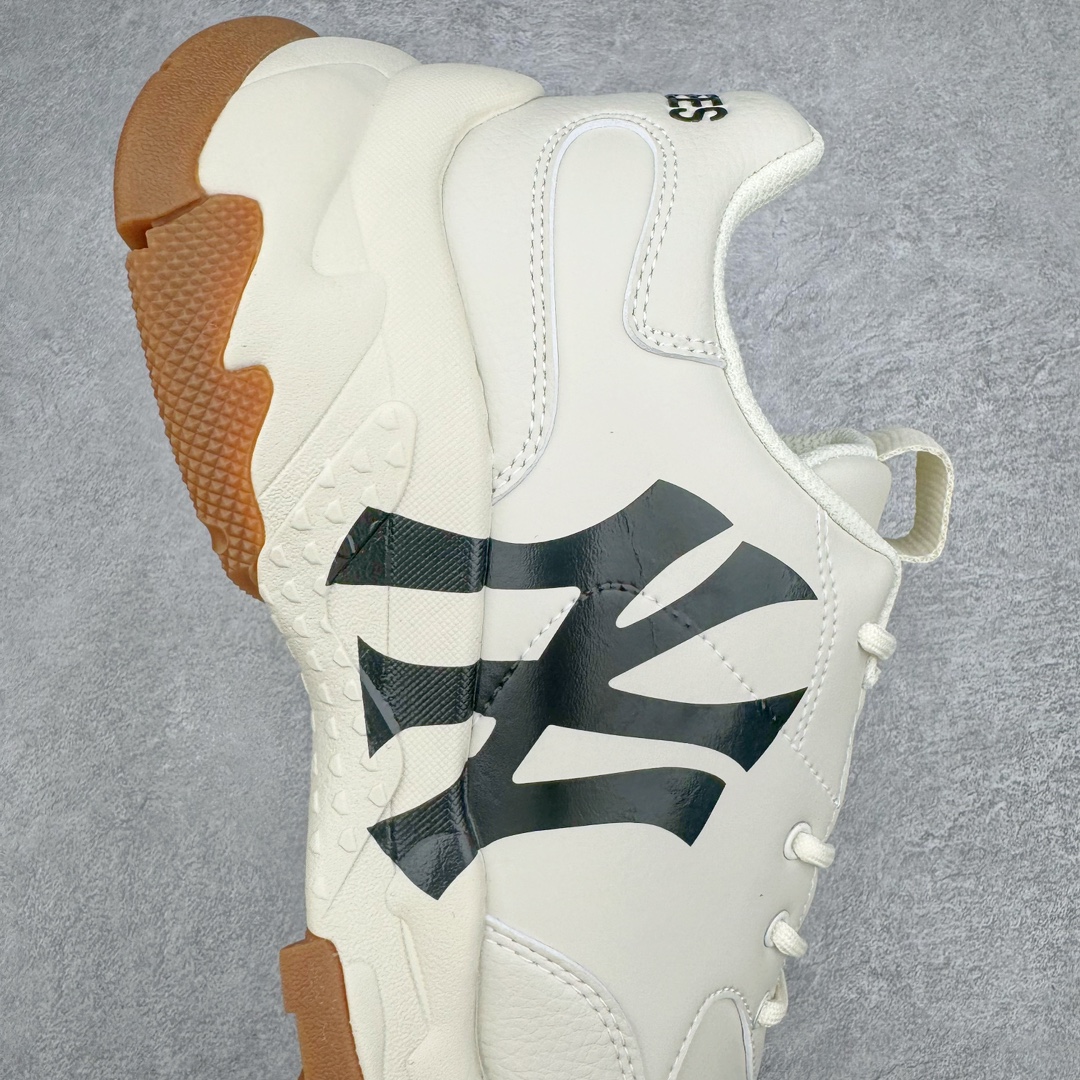 图片[6]-＃PB过验版 MLB Big Ball Chunky 复古印花老爹鞋系列低帮轻量增高厚底百搭休闲运动慢跑鞋 Korea韩国联名NY美国榄球纽约洋基队限定 目前可过轻松秒过各类鉴定 能操作的私聊 韩国代购专供 左脚内置NFC感应 区别市面贴纸假芯片 MLB专用菱形双针中底布 重点细节中底布带注胶孔 原厂NFC感应吊牌 支持鉴定 一个两位数 原盒原标 全套原楦原纸板原厂数据开发 中韩文保养标贴 绿色防霉片 平台代购专供 独家一比一RB+MD组合大底 高频后跟小人Logo精准对位立体饱满 正确网布加超迁鞋面 转印中底走线紧密 转印Logo工艺表层防刮不掉色 尺码：35 36 36.5 37.5 38 38.5 39 40 40.5 41 42 42.5 43 44 44.5 45-选品中心