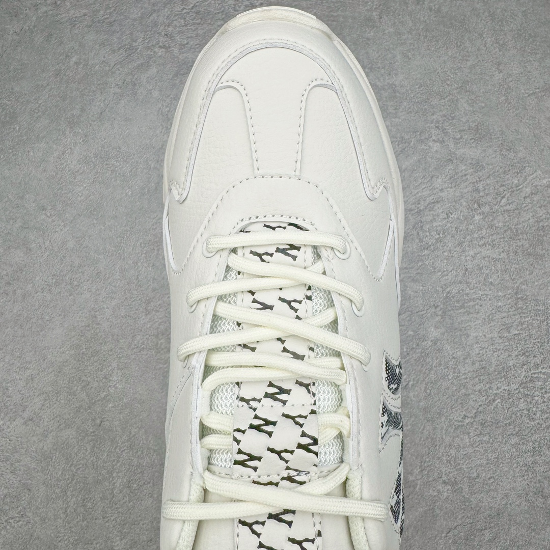 图片[4]-＃PB过验版 MLB Big Ball Chunky 复古印花老爹鞋系列低帮轻量增高厚底百搭休闲运动慢跑鞋 Korea韩国联名NY美国榄球纽约洋基队限定 目前可过轻松秒过各类鉴定 能操作的私聊 韩国代购专供 左脚内置NFC感应 区别市面贴纸假芯片 MLB专用菱形双针中底布 重点细节中底布带注胶孔 原厂NFC感应吊牌 支持鉴定 一个两位数 原盒原标 全套原楦原纸板原厂数据开发 中韩文保养标贴 绿色防霉片 平台代购专供 独家一比一RB+MD组合大底 高频后跟小人Logo精准对位立体饱满 正确网布加超迁鞋面 转印中底走线紧密 转印Logo工艺表层防刮不掉色 尺码：35 36 36.5 37.5 38 38.5 39 40 40.5 41 42 42.5 43 44 44.5 45-选品中心