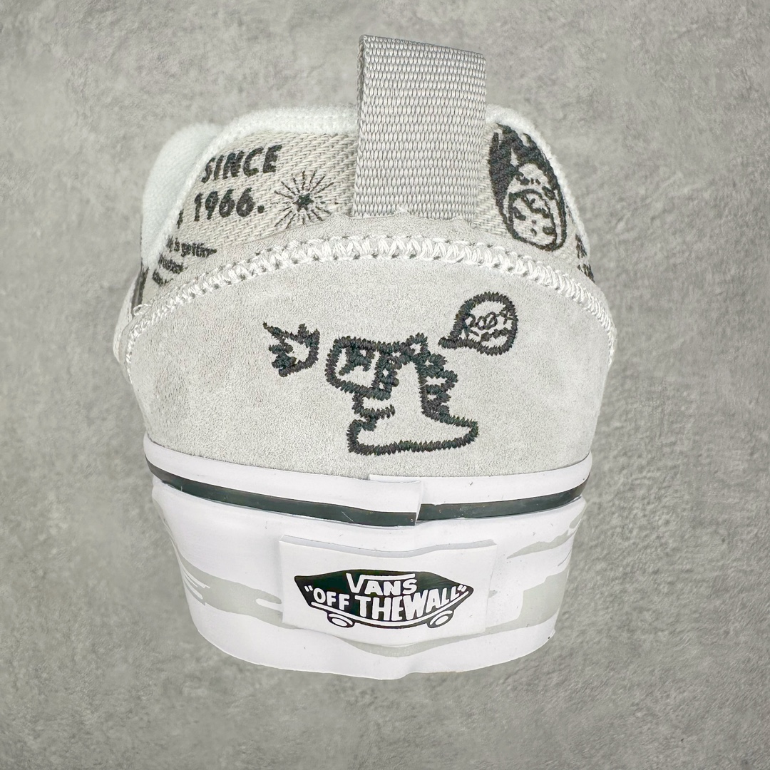 图片[8]-HIRONO x Vans Knu Skool 泡泡玛特小野联名 灰白涂鸦 此次VANS携手泡泡玛特爆款IP 太有看头了！ Vans超火的土豆鞋，复古经典，鞋头放大、包边上移加厚、鞋舌加厚。Vans Classics 经典支线土豆鞋 Knu Skool 是完美的平替版，是大众争相追捧的 “面包鞋” 尺码：35 36 36.5 37 38 38.5 39 40 40.5 41 42 42.5 43 44 45 工艺：硫化1：1（重量1：1、真标、原钢印、材质标、鞋型标、合格证）-选品中心