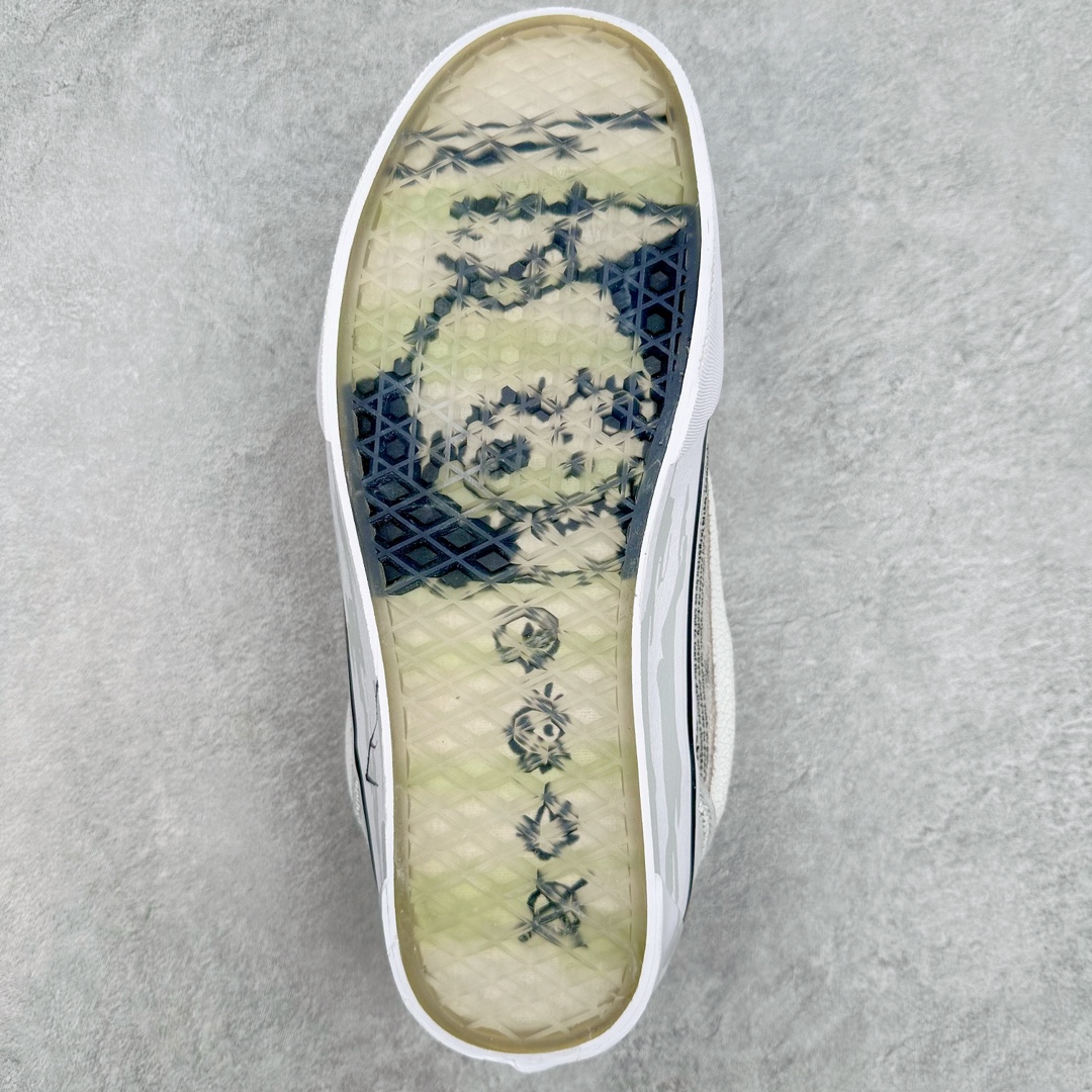 图片[9]-HIRONO x Vans Knu Skool 泡泡玛特小野联名 灰白涂鸦 此次VANS携手泡泡玛特爆款IP 太有看头了！ Vans超火的土豆鞋，复古经典，鞋头放大、包边上移加厚、鞋舌加厚。Vans Classics 经典支线土豆鞋 Knu Skool 是完美的平替版，是大众争相追捧的 “面包鞋” 尺码：35 36 36.5 37 38 38.5 39 40 40.5 41 42 42.5 43 44 45 工艺：硫化1：1（重量1：1、真标、原钢印、材质标、鞋型标、合格证）-选品中心