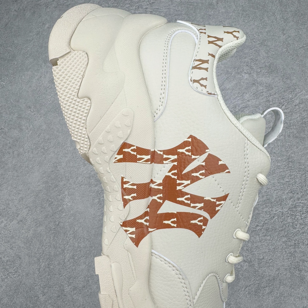 图片[6]-＃PB过验版 MLB Big Ball Chunky 复古印花老爹鞋系列低帮轻量增高厚底百搭休闲运动慢跑鞋 Korea韩国联名NY美国榄球纽约洋基队限定 目前可过轻松秒过各类鉴定 能操作的私聊 韩国代购专供 左脚内置NFC感应 区别市面贴纸假芯片 MLB专用菱形双针中底布 重点细节中底布带注胶孔 原厂NFC感应吊牌 支持鉴定 一个两位数 原盒原标 全套原楦原纸板原厂数据开发 中韩文保养标贴 绿色防霉片 平台代购专供 独家一比一RB+MD组合大底 高频后跟小人Logo精准对位立体饱满 正确网布加超迁鞋面 转印中底走线紧密 转印Logo工艺表层防刮不掉色 尺码：35 36 36.5 37.5 38 38.5 39 40 40.5 41 42 42.5 43 44 44.5 45-选品中心