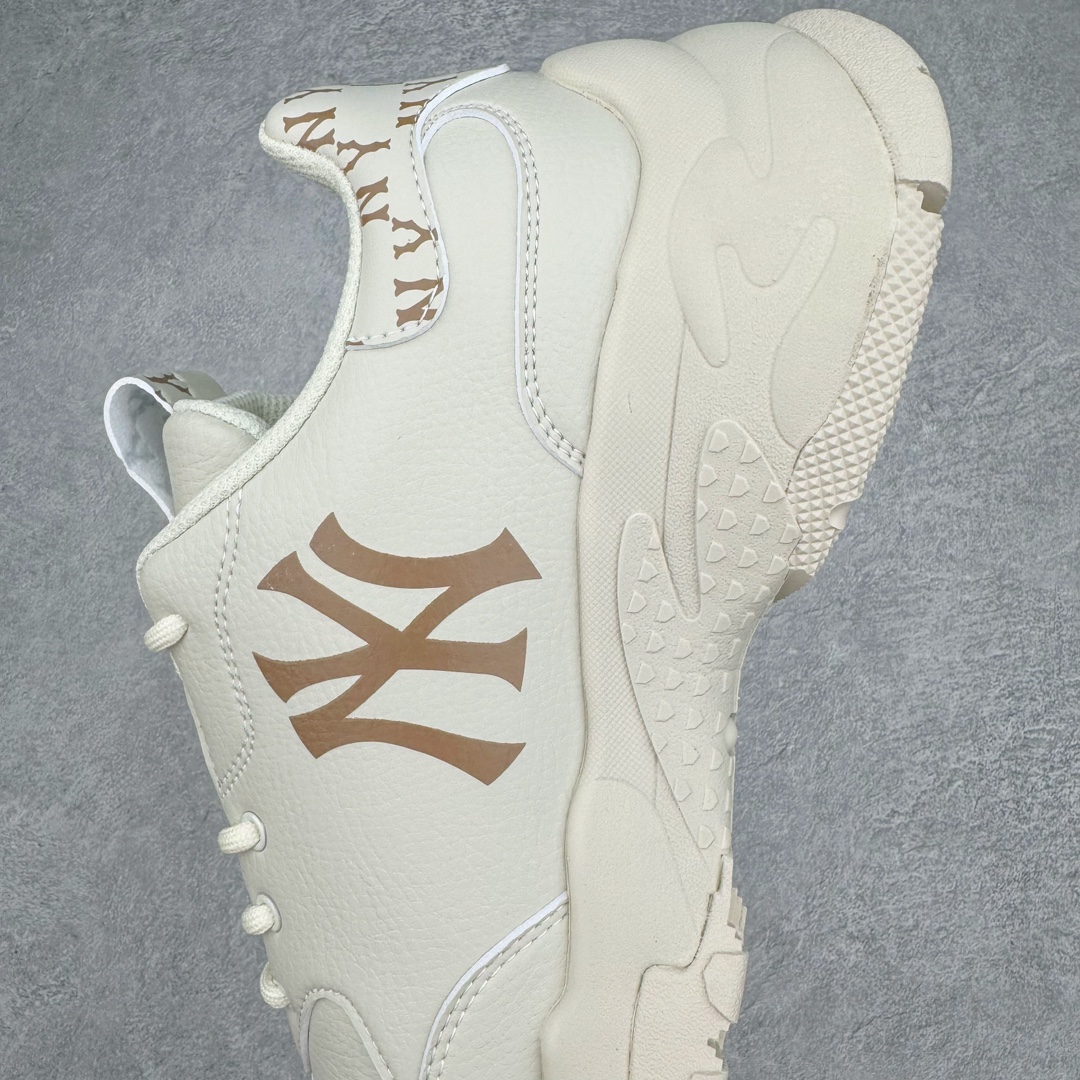 图片[7]-＃PB过验版 MLB Big Ball Chunky 复古印花老爹鞋系列低帮轻量增高厚底百搭休闲运动慢跑鞋 Korea韩国联名NY美国榄球纽约洋基队限定 目前可过轻松秒过各类鉴定 能操作的私聊 韩国代购专供 左脚内置NFC感应 区别市面贴纸假芯片 MLB专用菱形双针中底布 重点细节中底布带注胶孔 原厂NFC感应吊牌 支持鉴定 一个两位数 原盒原标 全套原楦原纸板原厂数据开发 中韩文保养标贴 绿色防霉片 平台代购专供 独家一比一RB+MD组合大底 高频后跟小人Logo精准对位立体饱满 正确网布加超迁鞋面 转印中底走线紧密 转印Logo工艺表层防刮不掉色 尺码：35 36 36.5 37.5 38 38.5 39 40 40.5 41 42 42.5 43 44 44.5 45-选品中心