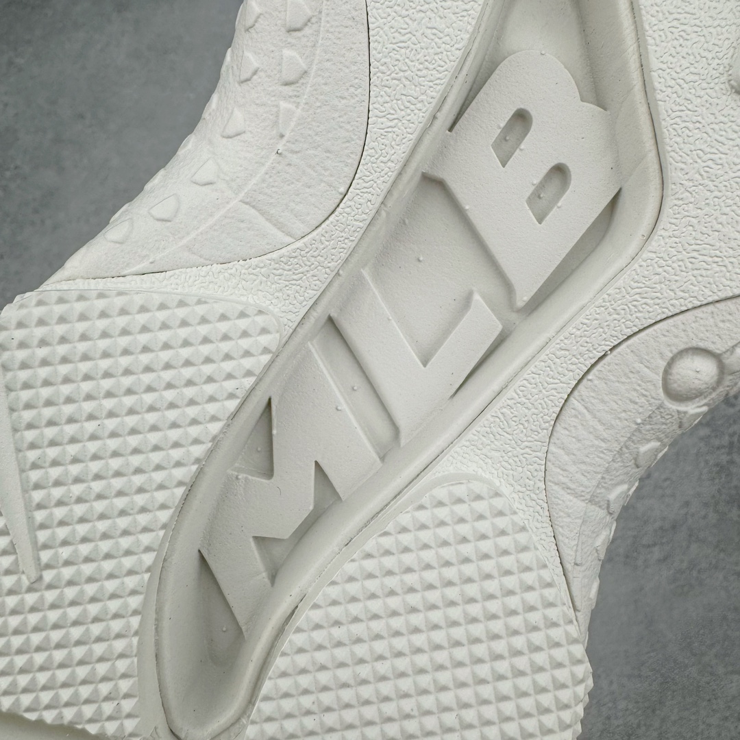 图片[15]-＃PB过验版 MLB Big Ball Chunky 复古印花老爹鞋系列低帮轻量增高厚底百搭休闲运动慢跑鞋 Korea韩国联名NY美国榄球纽约洋基队限定 目前可过轻松秒过各类鉴定 能操作的私聊 韩国代购专供 左脚内置NFC感应 区别市面贴纸假芯片 MLB专用菱形双针中底布 重点细节中底布带注胶孔 原厂NFC感应吊牌 支持鉴定 一个两位数 原盒原标 全套原楦原纸板原厂数据开发 中韩文保养标贴 绿色防霉片 平台代购专供 独家一比一RB+MD组合大底 高频后跟小人Logo精准对位立体饱满 正确网布加超迁鞋面 转印中底走线紧密 转印Logo工艺表层防刮不掉色 尺码：35 36 36.5 37.5 38 38.5 39 40 40.5 41 42 42.5 43 44 44.5 45-选品中心