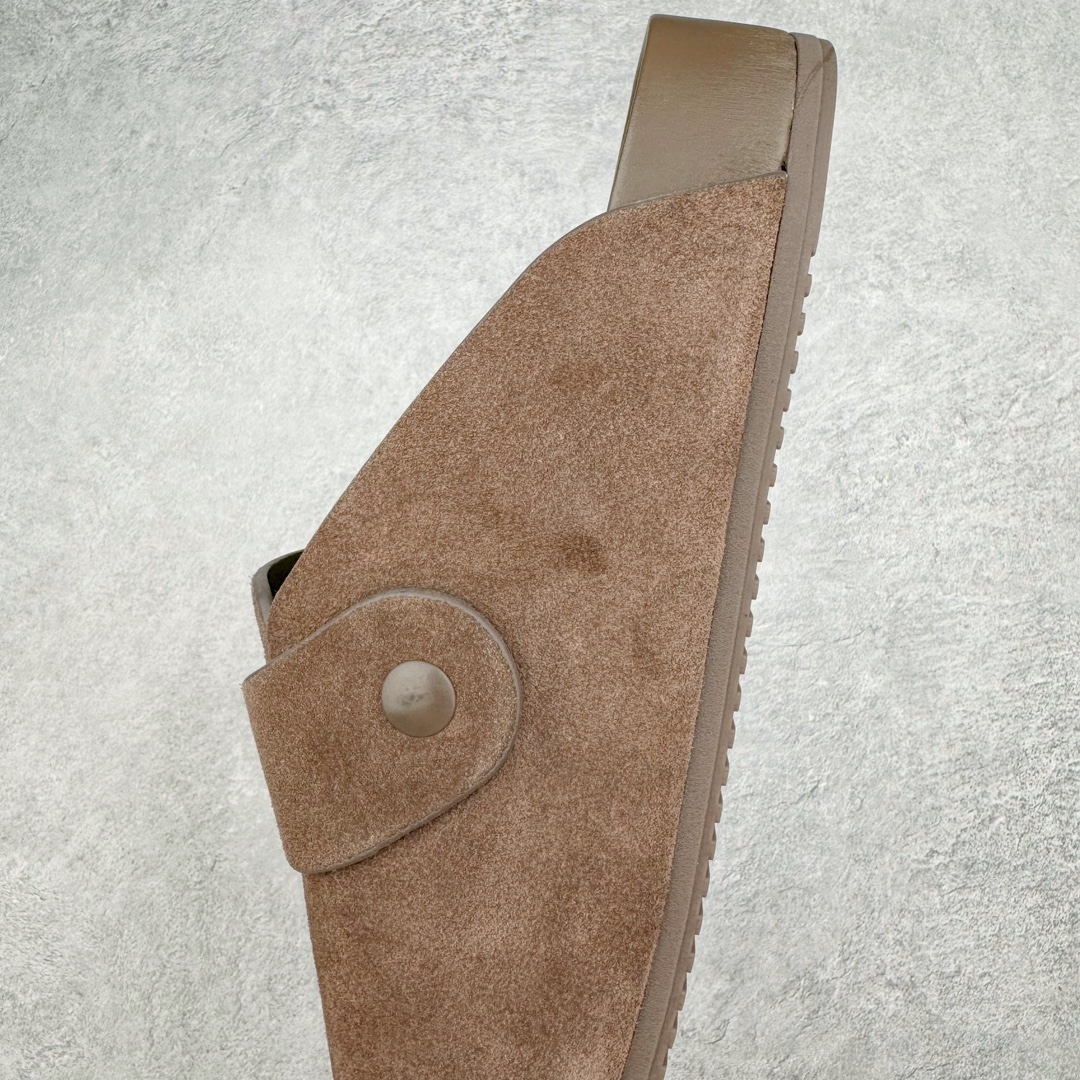 图片[7]-＃GD广顶 BALENCIAGA Sunday Mules 巴黎世家包头五指鞋 灵感正是源自于勃肯最具标志性的鞋款 Boston 无论是圆润的包头设计 还是脚背的搭扣 这些标志性元素均得以保留 只是鞋头被魔改为 BALENCIAGA 近两年颇具辨识度的五指轮廓 极具致敬玩味 或许是因为外观与原版过于相似 再加上 BALENCIAGA 的独特审美风格加持 Sunday Mule 无疑是将勃肯鞋的热度提升了一个层次 尺码：35 36 37 38 39 40 41 42 43 44 45-选品中心