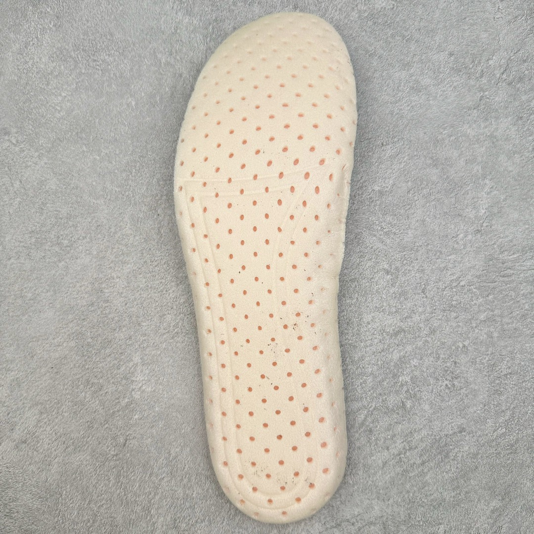 图片[23]-＃GD广顶 Rick Owens FW23 LUXOR 瑞克·欧文斯低帮皮面时尚运动板鞋面包鞋 黑白 二级市场已经7K以上 平台客户随意卖四位数 RO广东原厂出品 纯原天花板 原版一比一复刻 冲正绝不翻车 还原度达到百分之98以上 原楦开发纸版版型 ZP拆解原版1：1复模裁片纸版 力求做到0错位 这样才能达到和zp一致的鞋型味道 采用进口cnc数控机床开发对版独家tpu奶香大底 区别于市场所有版本 zp同源定制尼龙布 达到和zp一致手感 原厂进口细纹布 万邦订购原厂高弹粉红色海绵 内里搭配软质细腻羊皮 TPU高密度大底 软硬度透光度高已经测试和原版一致 尺码：39 40 41 42 43 44 45 46-选品中心