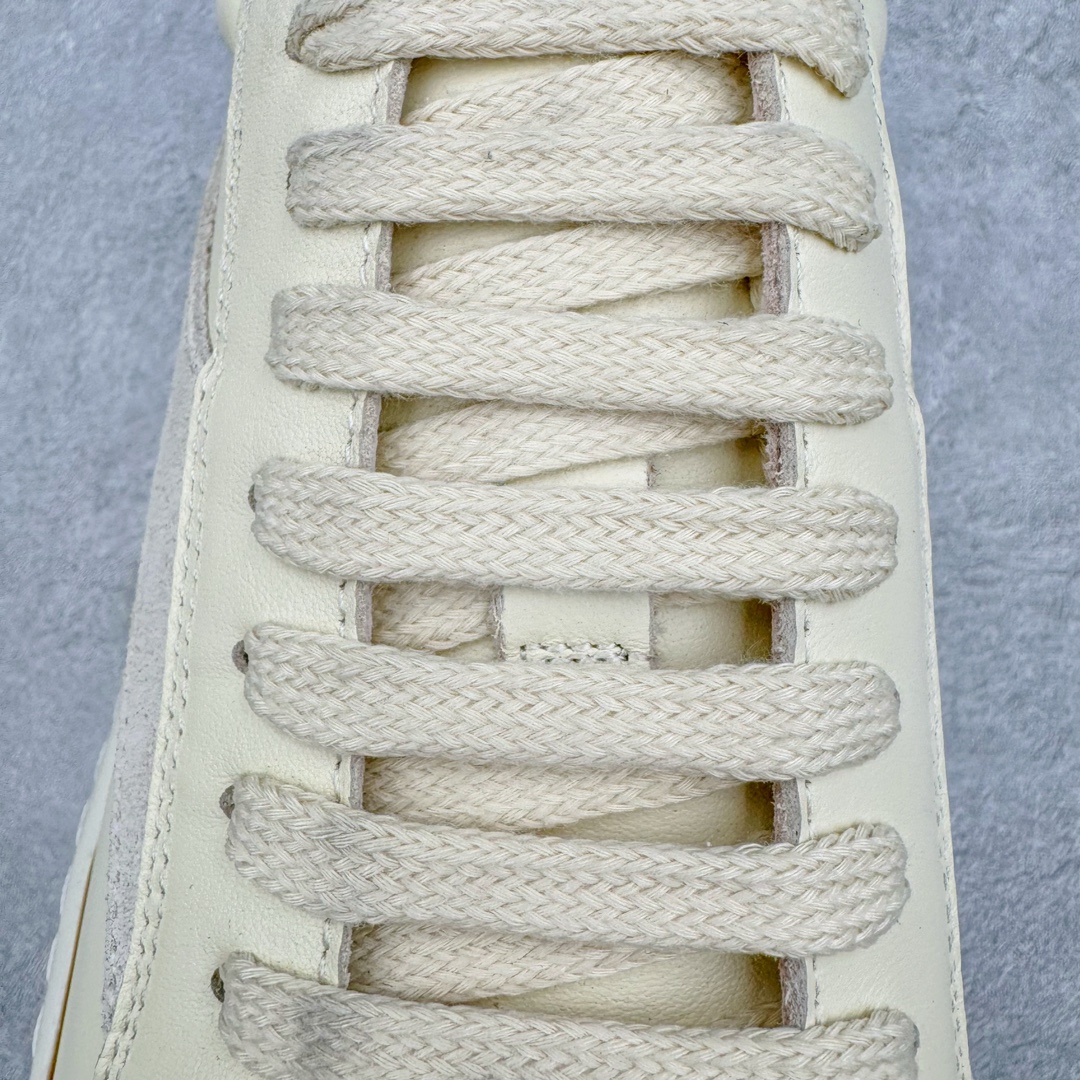 图片[17]-＃GD广顶 Rick Owens Edfu 瑞克·欧文斯低帮皮面时尚运动板鞋 奶白 二级市场已经7K以上 平台客户随意卖四位数 RO广东原厂出品 纯原天花板 原版一比一复刻 冲正绝不翻车 还原度达到百分之98以上 原楦开发纸版版型 ZP拆解原版1：1复模裁片纸版 力求做到0错位 这样才能达到和zp一致的鞋型味道 采用进口cnc数控机床开发对版独家tpu奶香大底 区别于市场所有版本 zp同源全头层粒面小牛皮 达到和zp一致手感 原厂进口细纹布 万邦订购原厂高弹粉红色海绵 内里搭配软质细腻羊皮 TPU高密度大底 软硬度透光度高已经测试和原版一致 尺码：39 40 41 42 43 44 45 46-选品中心