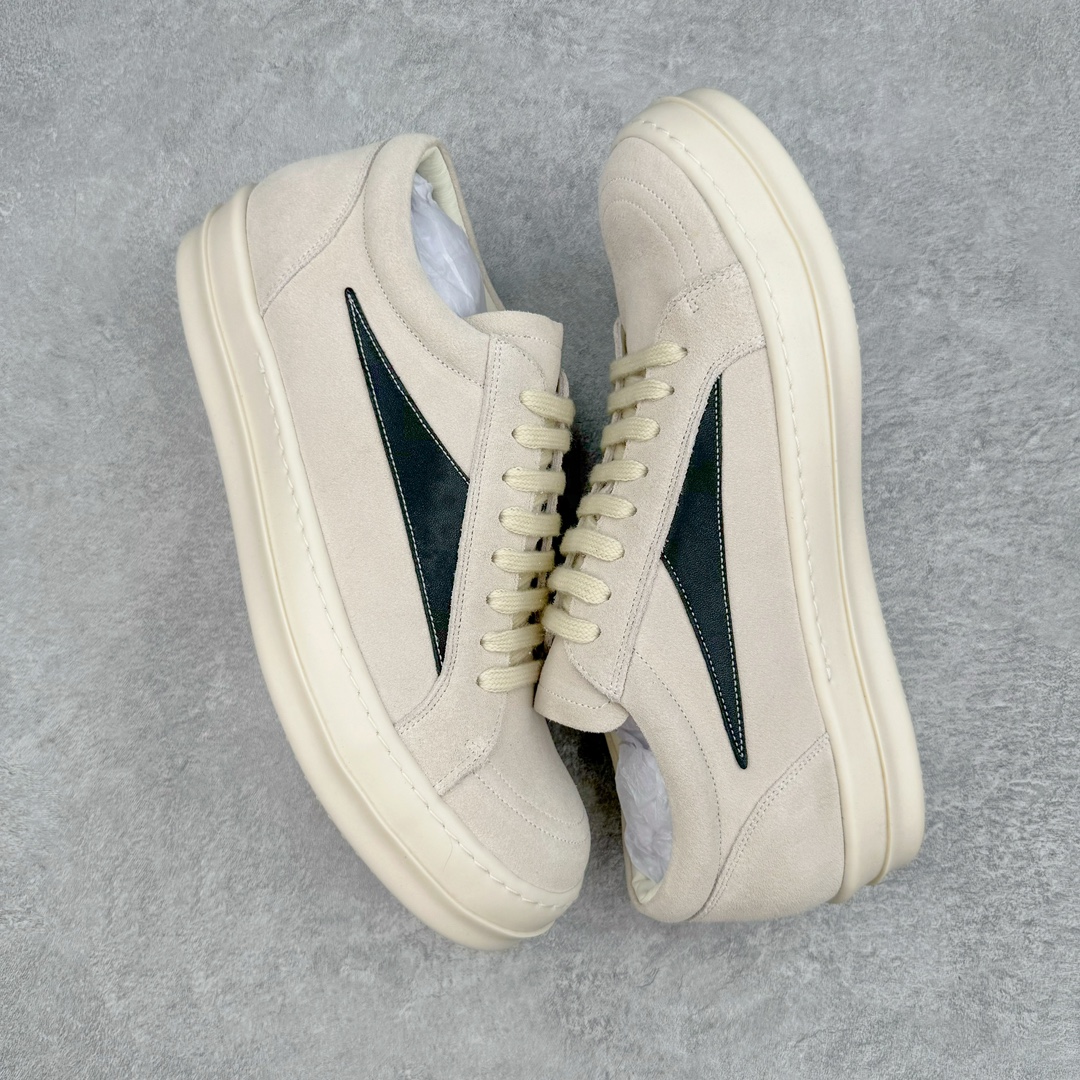 图片[3]-＃GD广顶 Rick Owens Edfu 瑞克·欧文斯低帮皮面时尚运动板鞋 二级市场已经7K以上 平台客户随意卖四位数 RO广东原厂出品 纯原天花板 原版一比一复刻 冲正绝不翻车 还原度达到百分之98以上 原楦开发纸版版型 ZP拆解原版1：1复模裁片纸版 力求做到0错位 这样才能达到和zp一致的鞋型味道 采用进口cnc数控机床开发对版独家tpu奶香大底 区别于市场所有版本 zp同源全头层粒面小牛皮 达到和zp一致手感 原厂进口细纹布 万邦订购原厂高弹粉红色海绵 内里搭配软质细腻羊皮 TPU高密度大底 软硬度透光度高已经测试和原版一致 尺码：39 40 41 42 43 44 45 46-选品中心