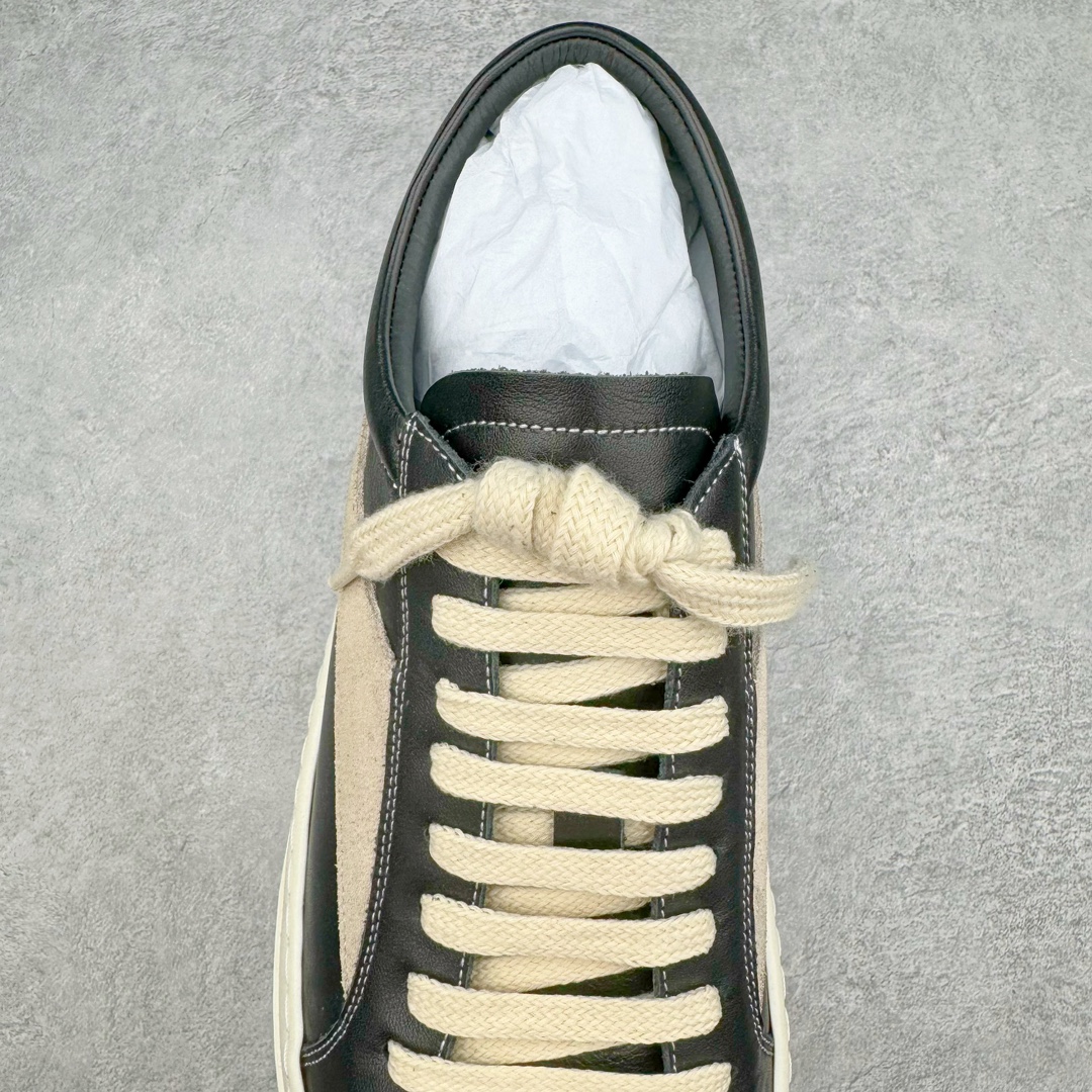 图片[5]-＃GD广顶 Rick Owens Edfu 瑞克·欧文斯低帮皮面时尚运动板鞋 二级市场已经7K以上 平台客户随意卖四位数 RO广东原厂出品 纯原天花板 原版一比一复刻 冲正绝不翻车 还原度达到百分之98以上 原楦开发纸版版型 ZP拆解原版1：1复模裁片纸版 力求做到0错位 这样才能达到和zp一致的鞋型味道 采用进口cnc数控机床开发对版独家tpu奶香大底 区别于市场所有版本 zp同源全头层粒面小牛皮 达到和zp一致手感 原厂进口细纹布 万邦订购原厂高弹粉红色海绵 内里搭配软质细腻羊皮 TPU高密度大底 软硬度透光度高已经测试和原版一致 尺码：39 40 41 42 43 44 45 46-选品中心