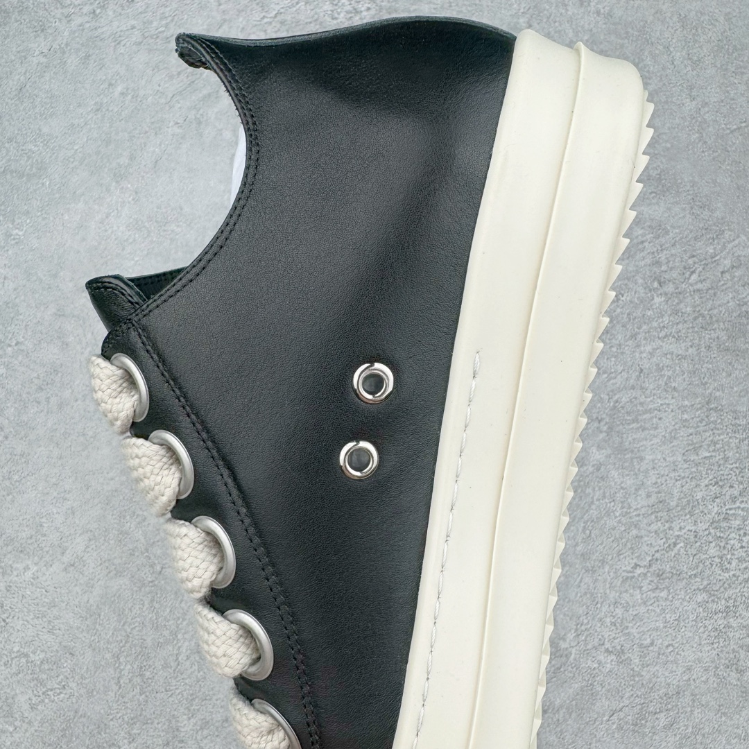 图片[7]-＃GD广顶 Rick Owens Drkshdw 瑞克·欧文斯低帮皮面时尚运动板鞋 黑白 二级市场已经7K以上 平台客户随意卖四位数 RO广东原厂出品 纯原天花板 原版一比一复刻 冲正绝不翻车 还原度达到百分之98以上 原楦开发纸版版型 ZP拆解原版1：1复模裁片纸版 力求做到0错位 这样才能达到和zp一致的鞋型味道 采用进口cnc数控机床开发对版独家tpu奶香大底 区别于市场所有版本 zp同源全头层粒面小牛皮 达到和zp一致手感 原厂进口细纹布 万邦订购原厂高弹粉红色海绵 内里搭配软质细腻羊皮 TPU高密度大底 软硬度透光度高已经测试和原版一致 尺码：39 40 41 42 43 44 45 46-选品中心