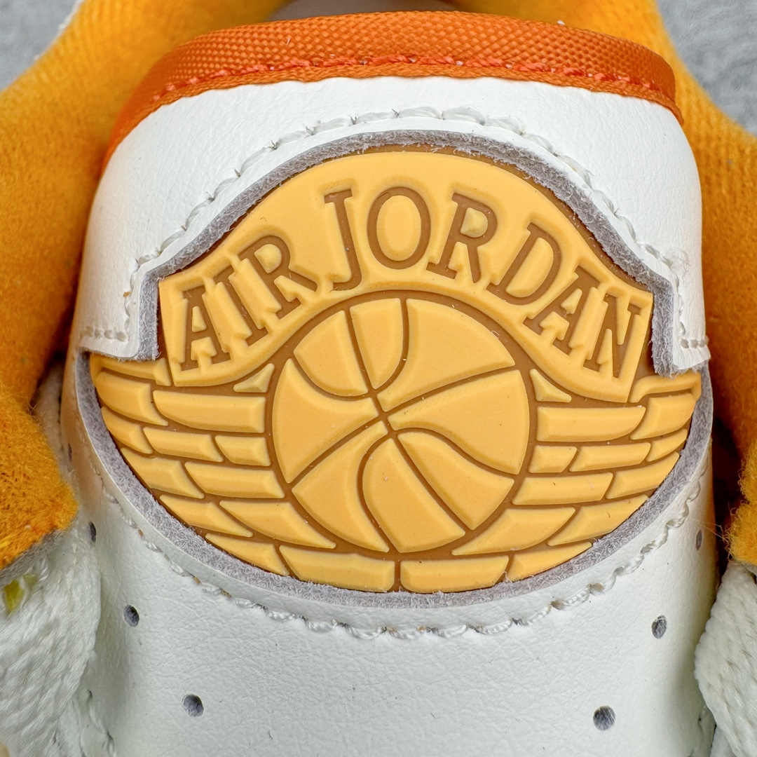 图片[14]-Air Jordan 2 Low Craft \\\”Melon Tint\\\” AJ2 乔2甜瓜 DV9956-118 采用白色为主调，辅以亮橙色妆点鞋身，视觉效果格外清新。同时将鞋名「Melon Tint」甜瓜，完美呈现。鞋身材质以大面积皮革和麂皮面料包裹，原本鞋侧鳄鱼纹改为麂皮覆盖，层次感让人眼前一亮。最后以白色中底收尾，完善整体造型设计。尺码：36 36.5 37.5 38 38.5 39 40 40.5 41 42 42.5 43 44 44.5 45 46-选品中心