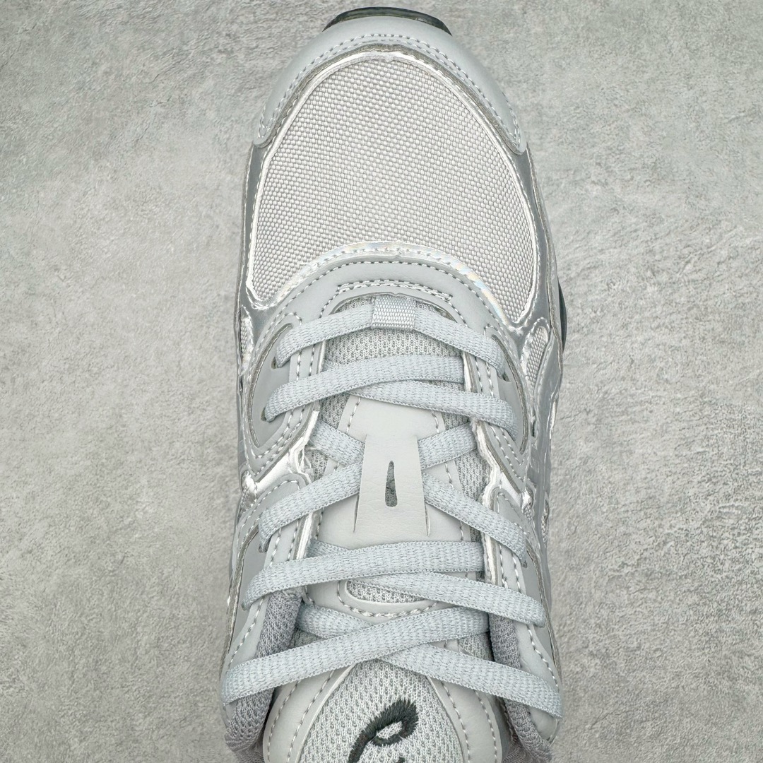 图片[4]-Asics GEL-NYC 亚瑟士防滑耐磨透气低帮运动休闲鞋 GEL-NYC™ 运动鞋的灵感源自传统和现代高性能跑步风格 其鞋面结构参考了 2000 年代初的 GEL-NIMBUS™ 3 鞋 并将其与 MC-PLUS V 设计中的各种装饰融为一体 该工装通过使用 GEL-CUMULUS® 16 鞋的工装系统来对比鞋面的复古风格 通过轻质泡沫和 GEL® 技术嵌入物的结合 这种中底结构有助于创造先进的脚底舒适度 尺码：36 37 37.5 38 39 40.5 41.5 42 42.5 43.5 44 45-选品中心