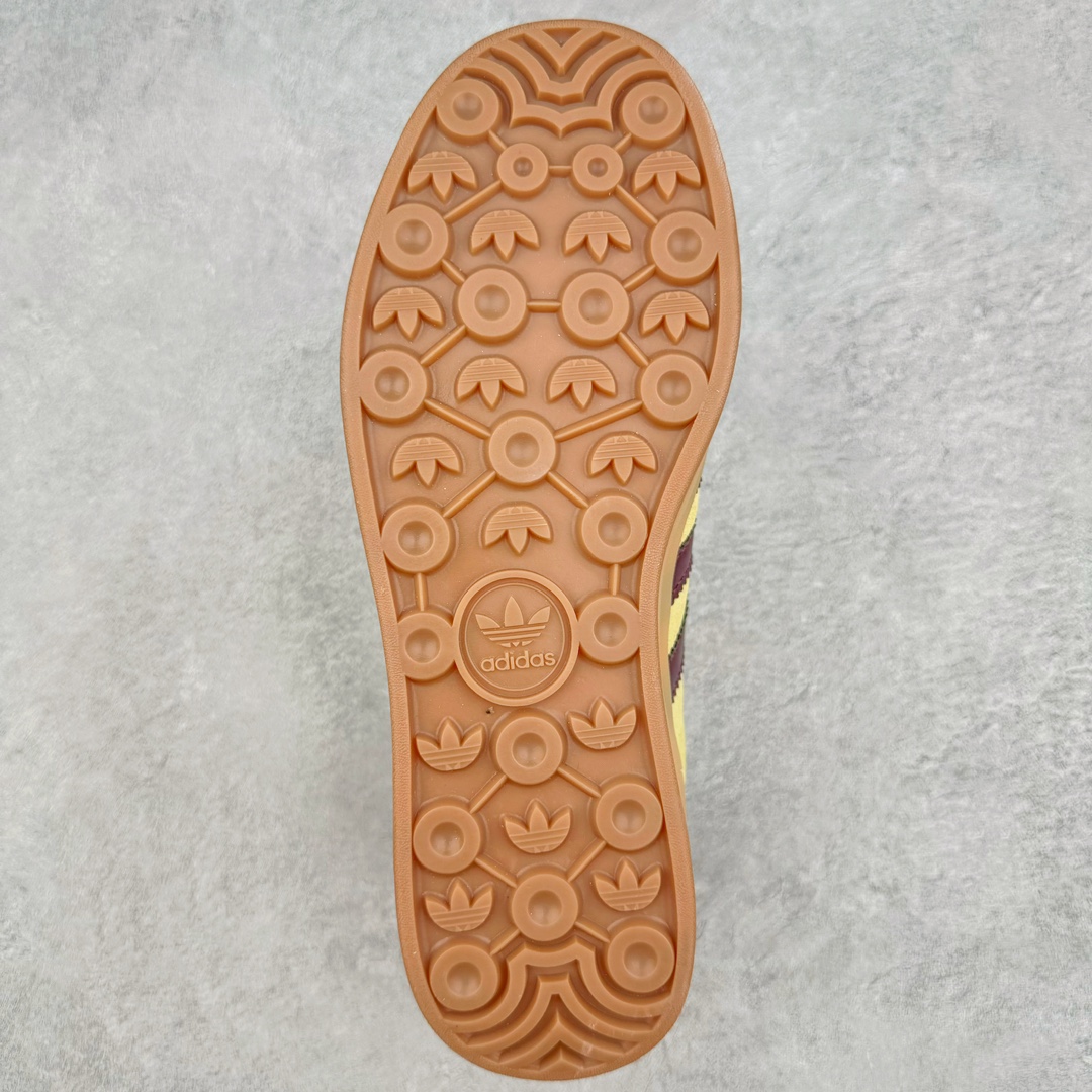 图片[9]-＃J版 AD Originals Gazelle Bold W 羚羊松糕系列复古百搭厚底增高低帮休闲运动板鞋 IF5937 新的一年就要换新的打扮啦！除了设定变美、健身、减肥等目标外，你已经可以利用鞋子来“偷偷改善身材比例”的愿望了！ 因为有一句话。身高不够。鞋子来凑~赶快入手以下各大运动品牌最新推出的“厚底增高运动鞋”吧。 是最好穿最百搭的长腿神器。 重点是……不仅价格不错～鞋子也不错啊！Originals的Gazelle Bold鞋款打造出「超厚底版本」！延续流线鞋型、经典麂皮材质、白色三条线和侧面烫金标志的复古外型，奶油白鞋底高度直接乘3，出门搭上它，保证一路步步高升。尺码：36 36⅔ 37⅓ 38 38⅔ 39⅓ 40-选品中心