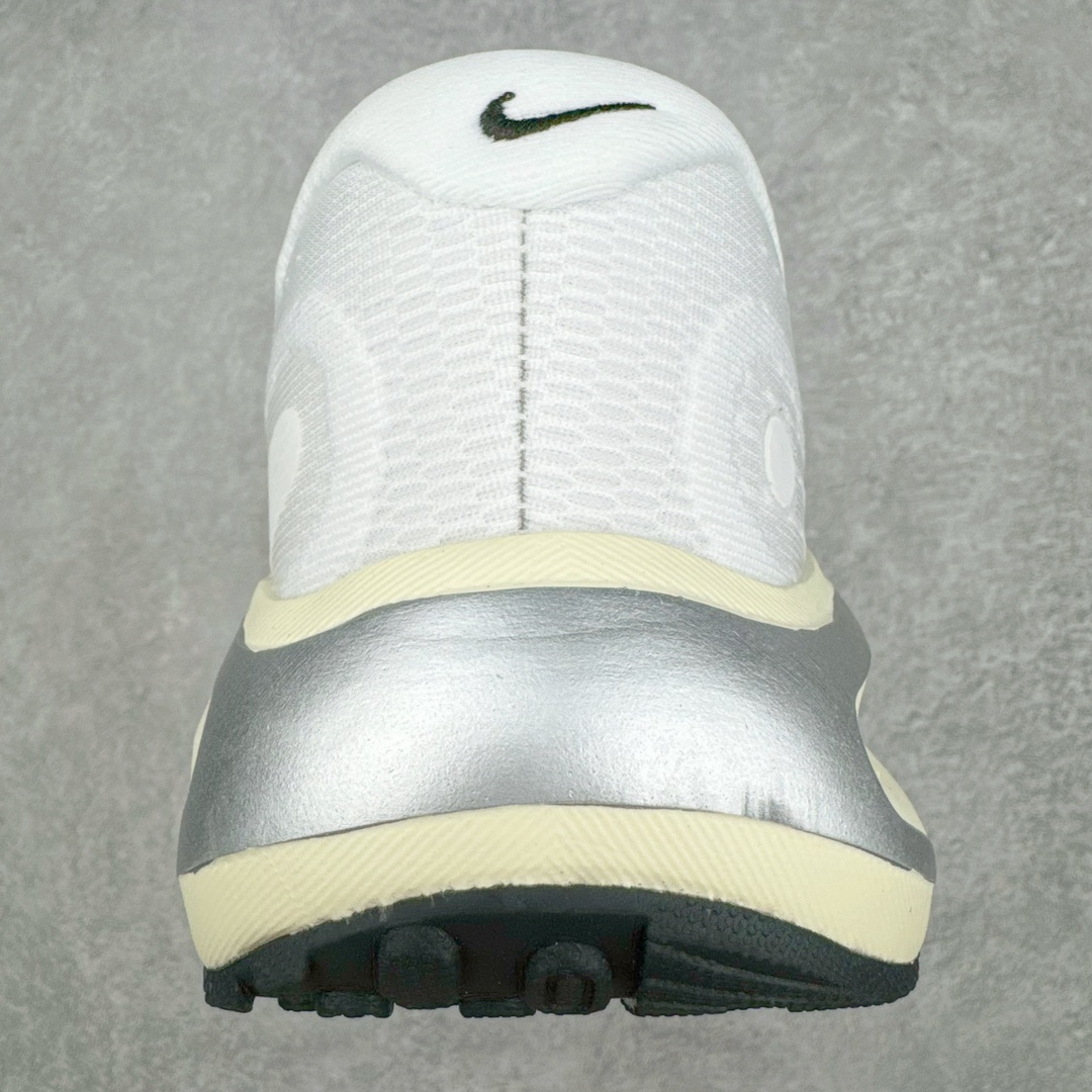 图片[8]-NK Journey Run 旅程慢跑系列低帮轻质缓震休闲运动公路跑步鞋 FJ7665-104 采用科技织法轻盈织物合成鞋面材质 搭载柔软厚实ComfiRide 泡绵缓震组合外置防滑耐磨橡胶底片 穿上 Journey Run 公路跑步鞋 尽情畅跑 享受每一步的风景 搭载柔软厚实的 ComfiRide 泡绵缓震配置 助你征服充满挑战的路面 大步流星 微笑前行 该鞋款舒适非凡 让你爱不释脚 尺码：35.5 36 36.5 37.5 38 38.5 39 40 40.5 41 42 42.5 43 44 44.5 45-选品中心