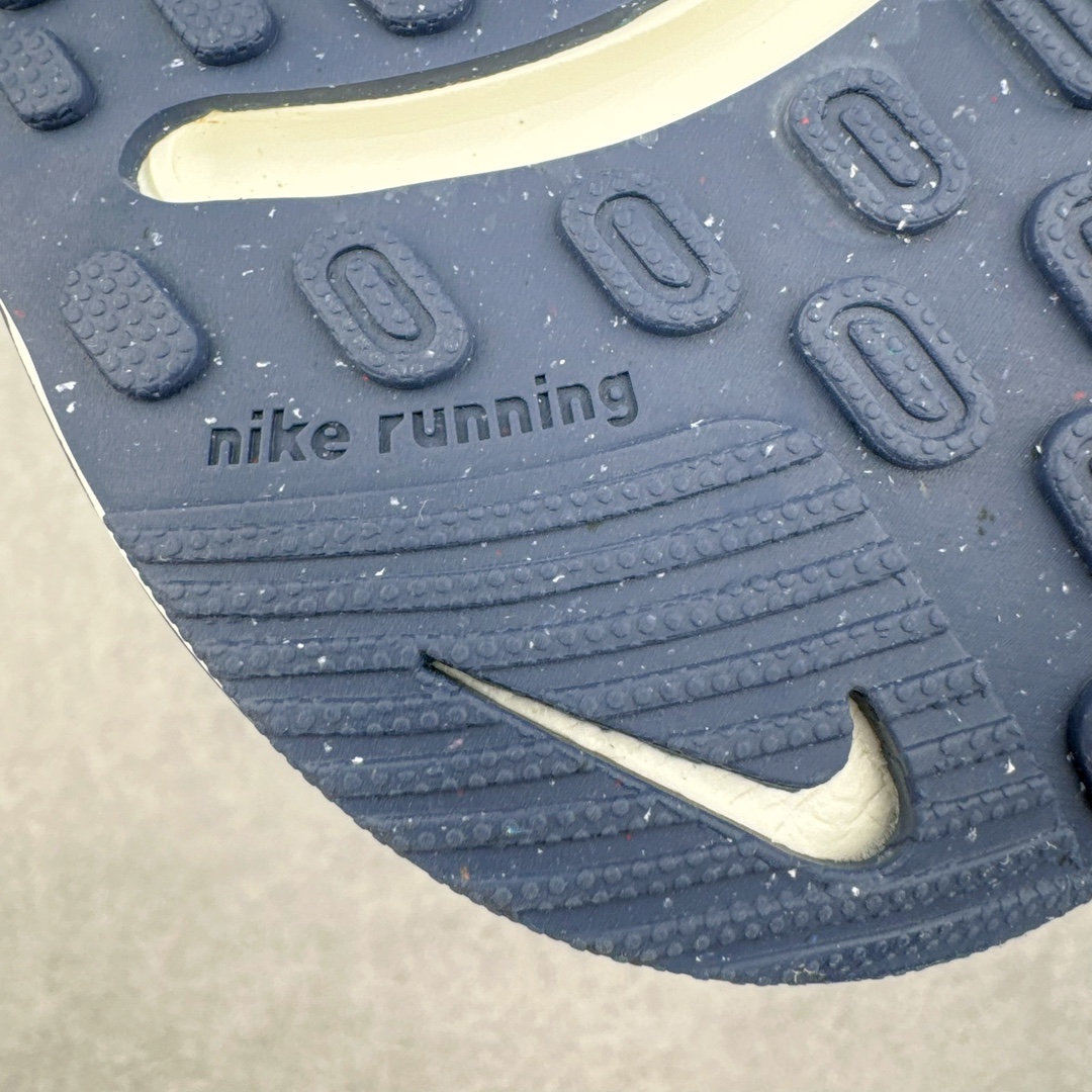 图片[19]-NK Journey Run 旅程慢跑系列低帮轻质缓震休闲运动公路跑步鞋 FN0228-100 采用科技织法轻盈织物合成鞋面材质 搭载柔软厚实ComfiRide 泡绵缓震组合外置防滑耐磨橡胶底片 穿上 Journey Run 公路跑步鞋 尽情畅跑 享受每一步的风景 搭载柔软厚实的 ComfiRide 泡绵缓震配置 助你征服充满挑战的路面 大步流星 微笑前行 该鞋款舒适非凡 让你爱不释脚 尺码：35.5 36 36.5 37.5 38 38.5 39 40 40.5 41 42 42.5 43 44 44.5 45-选品中心