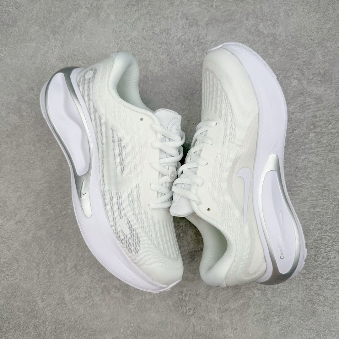 图片[3]-NK Journey Run 旅程慢跑系列低帮轻质缓震休闲运动公路跑步鞋 FJ7665-102 采用科技织法轻盈织物合成鞋面材质 搭载柔软厚实ComfiRide 泡绵缓震组合外置防滑耐磨橡胶底片 穿上 Journey Run 公路跑步鞋 尽情畅跑 享受每一步的风景 搭载柔软厚实的 ComfiRide 泡绵缓震配置 助你征服充满挑战的路面 大步流星 微笑前行 该鞋款舒适非凡 让你爱不释脚 尺码：35.5 36 36.5 37.5 38 38.5 39 40 40.5 41 42 42.5 43 44 44.5 45-选品中心