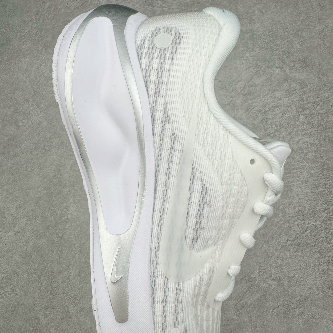 图片[6]-NK Journey Run 旅程慢跑系列低帮轻质缓震休闲运动公路跑步鞋 FJ7665-102 采用科技织法轻盈织物合成鞋面材质 搭载柔软厚实ComfiRide 泡绵缓震组合外置防滑耐磨橡胶底片 穿上 Journey Run 公路跑步鞋 尽情畅跑 享受每一步的风景 搭载柔软厚实的 ComfiRide 泡绵缓震配置 助你征服充满挑战的路面 大步流星 微笑前行 该鞋款舒适非凡 让你爱不释脚 尺码：35.5 36 36.5 37.5 38 38.5 39 40 40.5 41 42 42.5 43 44 44.5 45-选品中心