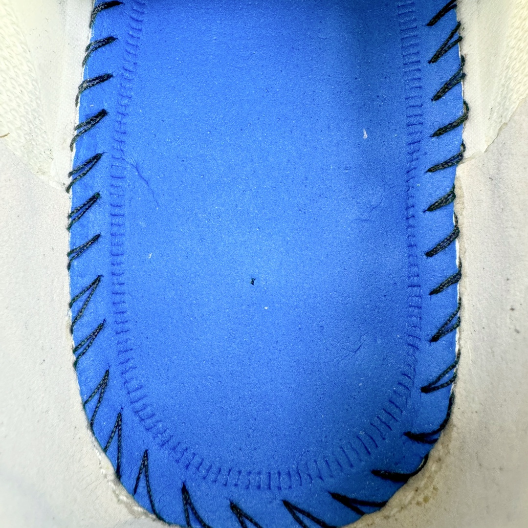 图片[10]-＃SG 加拿大品牌 始祖鸟·Arcteryx始祖鸟 Konseal Lt 轻量网布防滑轻便耐磨低帮越野跑步鞋 利用先进的技术、更轻但可靠耐用的材料和高度专注的设计流程，我们创造了我们最轻的接近鞋 Konseal LT。它专为在您携带背包和攀爬装备时覆盖崎岖的地面而设计，提供足底支撑和保护、应对不断変化的地形的敏捷性以及 Vibram® Megagrip 外底的自抓地力。内里提供赤足舒适感，鞋跟可平折，因此您可以在系绳或露营时将其作为木屐穿着。尺码：39 40 41 42 43 44 45-选品中心