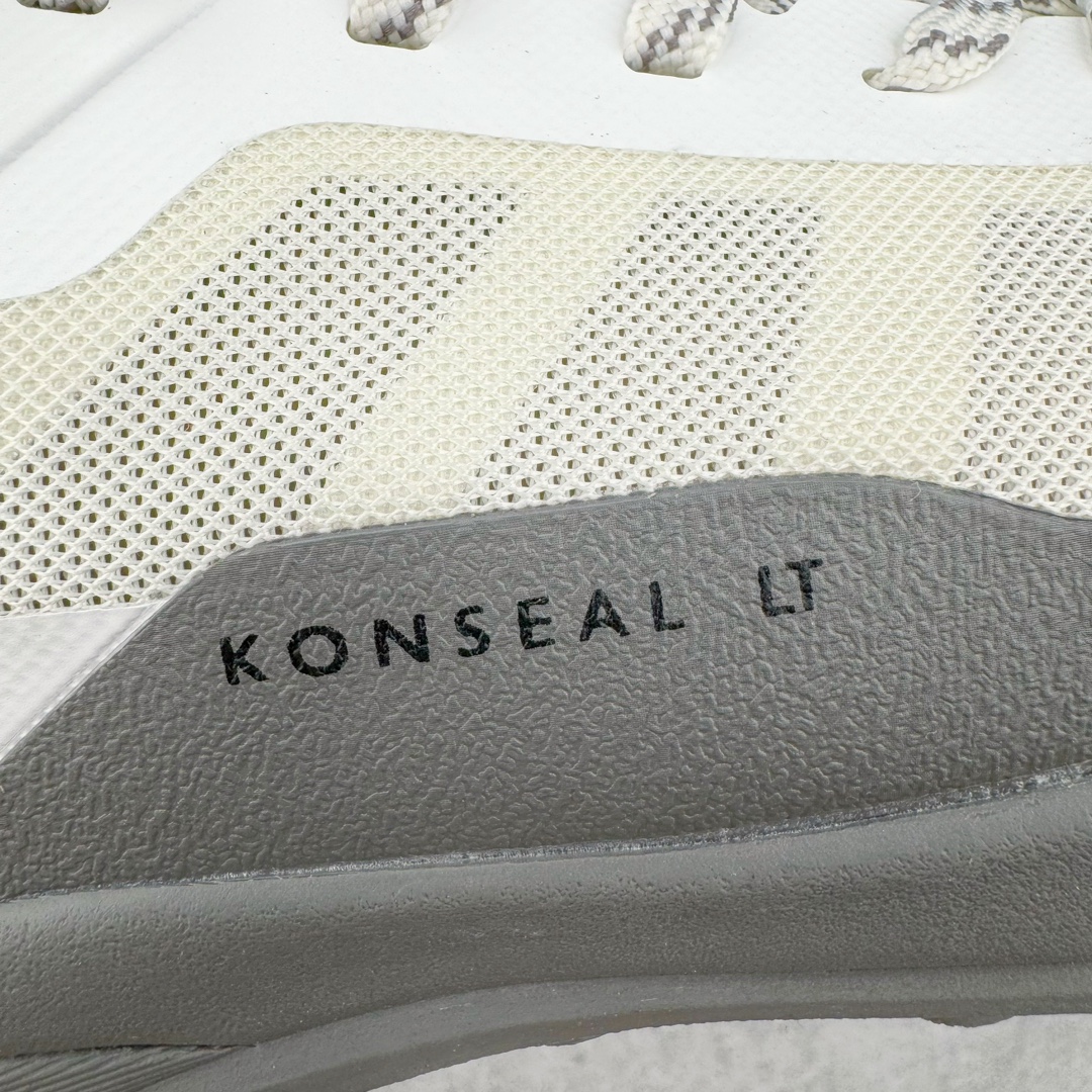 图片[17]-＃SG 加拿大品牌 始祖鸟·Arcteryx始祖鸟 Konseal Lt 轻量网布防滑轻便耐磨低帮越野跑步鞋 利用先进的技术、更轻但可靠耐用的材料和高度专注的设计流程，我们创造了我们最轻的接近鞋 Konseal LT。它专为在您携带背包和攀爬装备时覆盖崎岖的地面而设计，提供足底支撑和保护、应对不断変化的地形的敏捷性以及 Vibram® Megagrip 外底的自抓地力。内里提供赤足舒适感，鞋跟可平折，因此您可以在系绳或露营时将其作为木屐穿着。尺码：39 40 41 42 43 44 45-选品中心