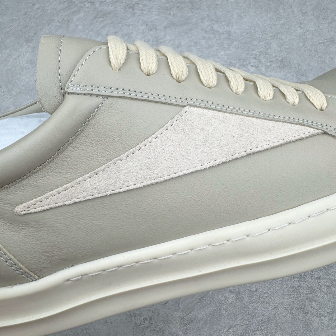 图片[15]-＃GD广顶 Rick Owens Drkshdw 瑞克·欧文斯低帮皮面时尚运动板鞋 奶白 二级市场已经7K以上 平台客户随意卖四位数 RO广东原厂出品 纯原天花板 原版一比一复刻 冲正绝不翻车 还原度达到百分之98以上 原楦开发纸版版型 ZP拆解原版1：1复模裁片纸版 力求做到0错位 这样才能达到和zp一致的鞋型味道 采用进口cnc数控机床开发对版独家tpu奶香大底 区别于市场所有版本 zp同源全头层粒面小牛皮 达到和zp一致手感 原厂进口细纹布 万邦订购原厂高弹粉红色海绵 内里搭配软质细腻羊皮 TPU高密度大底 软硬度透光度高已经测试和原版一致 尺码：39 40 41 42 43 44 45 46-选品中心