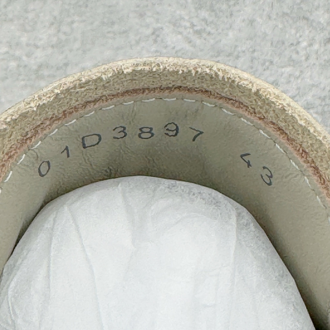 图片[10]-＃GD广顶 Rick Owens Drkshdw 瑞克·欧文斯低帮皮面时尚运动板鞋 奶白 二级市场已经7K以上 平台客户随意卖四位数 RO广东原厂出品 纯原天花板 原版一比一复刻 冲正绝不翻车 还原度达到百分之98以上 原楦开发纸版版型 ZP拆解原版1：1复模裁片纸版 力求做到0错位 这样才能达到和zp一致的鞋型味道 采用进口cnc数控机床开发对版独家tpu奶香大底 区别于市场所有版本 zp同源全头层粒面小牛皮 达到和zp一致手感 原厂进口细纹布 万邦订购原厂高弹粉红色海绵 内里搭配软质细腻羊皮 TPU高密度大底 软硬度透光度高已经测试和原版一致 尺码：39 40 41 42 43 44 45 46-选品中心