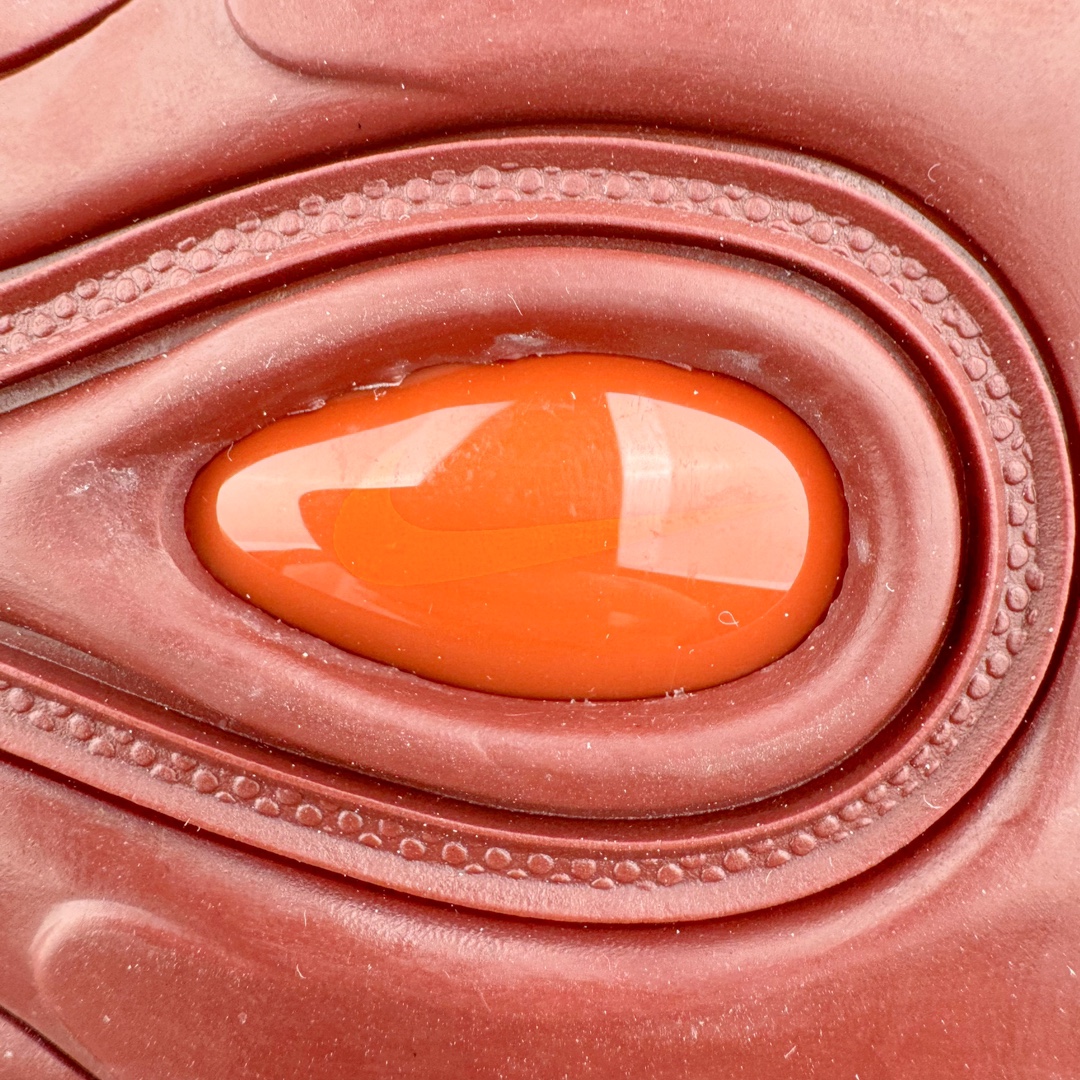 图片[11]-NK Air Max 97 OG 红白 FN6957-101 原装批次子弹 拆解原鞋开发 打造全市场最强版本子弹 这里只对比原鞋原厂TPU反光材料 市场首家原模原气垫 拒绝套用公底原档案Swoosh电绣 卡色匹配原版 尺码：36 36.5 37.5 38 38.5 39 40 40.5 41 42 42.5 43 44 44.5 45-选品中心