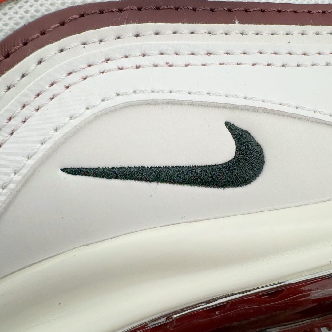 图片[17]-NK Air Max 97 OG 红白 FN6957-101 原装批次子弹 拆解原鞋开发 打造全市场最强版本子弹 这里只对比原鞋原厂TPU反光材料 市场首家原模原气垫 拒绝套用公底原档案Swoosh电绣 卡色匹配原版 尺码：36 36.5 37.5 38 38.5 39 40 40.5 41 42 42.5 43 44 44.5 45-选品中心