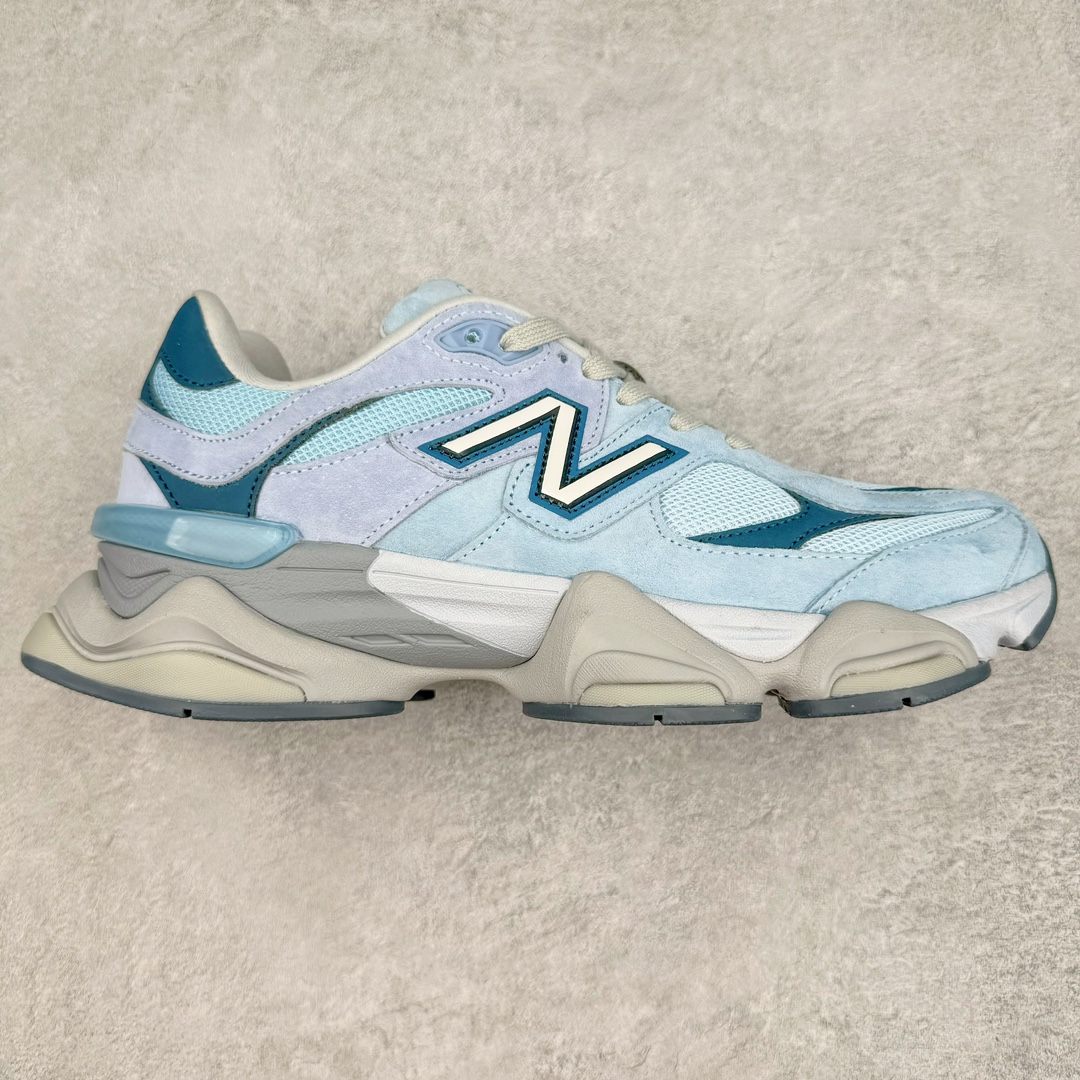 New Balance NB9060 复古运动鞋 新百伦又带来了新鞋型 并且是与芝加哥街头品牌 Joe Freshgoods 的联名款 鞋身主体采用了类似 990 系列的设计风格 与传统复古慢跑鞋区别不大 最大的变化就是鞋底部分 在传统设计的中底外层 增加了多个分区的模块 圆润的线条设计与我们熟悉的 New Balance 风格截然不同 但与同样充满弧形线条的鞋面搭配 看起来毫无违和感 尺码：36-45-选品中心