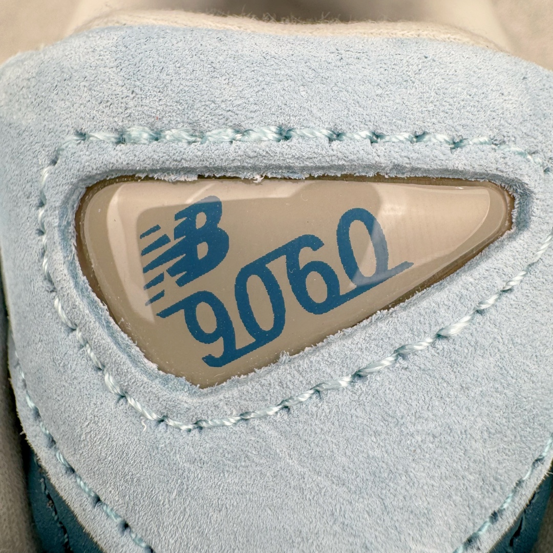 图片[11]-New Balance NB9060 复古运动鞋 新百伦又带来了新鞋型 并且是与芝加哥街头品牌 Joe Freshgoods 的联名款 鞋身主体采用了类似 990 系列的设计风格 与传统复古慢跑鞋区别不大 最大的变化就是鞋底部分 在传统设计的中底外层 增加了多个分区的模块 圆润的线条设计与我们熟悉的 New Balance 风格截然不同 但与同样充满弧形线条的鞋面搭配 看起来毫无违和感 尺码：36-45-选品中心