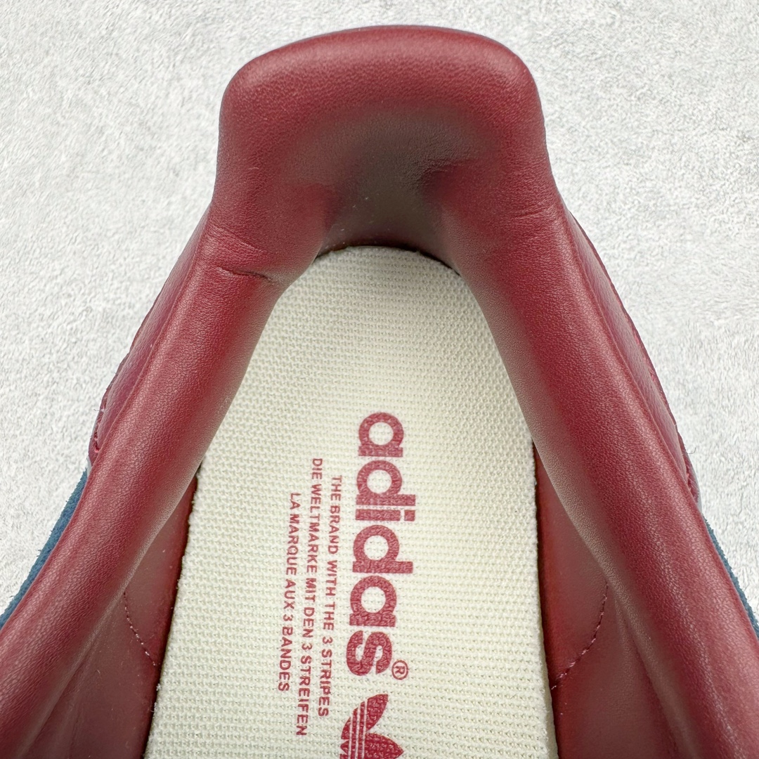 图片[13]-＃HP纯原 AD Original Gazelle Trainers 瞪羚室内鞋系列低帮复古百搭休闲运动德训风板鞋 藏青蓝 ID1008 高端零售特供批次 原厂定制长毛翻毛皮组合环保纤维革鞋面材质 内置环保海玻璃鞋垫 外置RB橡胶大底 产品品控稳定性领先行业 原厂全套原楦原纸板冲刀磨具开发 原厂皮料加持 原厂港宝加持定型后跟R度完美 将复古进行到底 简约流畅 三十年不变经典 这款Gazelle运动鞋 无论面料、配色、质感或设计 都只在重现其1991年原款的经典 皮革鞋面 撞色三条纹和鞋跟标的设计 力求呈现90年代的经典复古风潮 Samba火热的同时 也带动了其它的复古鞋型 Gazelle便是其中一只 Gazelle Indoor拥有包边更宽的T字型鞋头 更好的保护运动员的前掌 浓浓的复古氛围感 非常适合现在流行的Cleanfit风格 尺码：35.5 36 36⅔ 37⅓ 38 38⅔ 39⅓ 40 40⅔ 41⅓ 42 42⅔ 43⅓ 44 44⅔ 45-选品中心