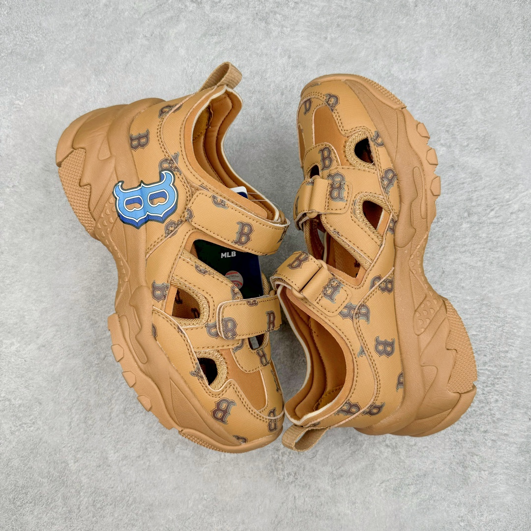 图片[3]-MLB Sandal Chunky Mask 纽约洋基队百搭时尚运动凉鞋 MLB是韩国F&F旗下潮流服装品牌 拥有150年历史的经典传统 是街头文化和国际生活方式的领导者 MLB拥有包括男装、女装、童装、配饰在内的全品类服饰 提供覆盖各性别、各年龄层、From Head to Toe的穿搭装备 其产品结合了韩国的时尚造型与质感 展现了运动服饰也可以兼具时尚潮流的风格 在产品设计上 MLB不仅融合了美国职业棒球大联盟的各当家球队 更结合了棒球运动中的各个元素 复古风范自信控场 复古鞋型率先勾描独特的自我态度 在经典线条与时尚元素的精彩交织下刷新街头复古运动风潮 质感十足兼备卓越的舒适透气性能迎合夏日追求的自在脚感。尺码：36 36.5 37.5 38 38.5 39 40 40.5 41 42 42.5 43 44 45-选品中心