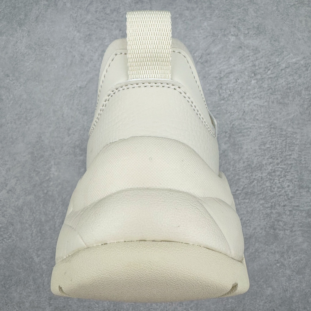 图片[8]-MLB Sandal Chunky Mask 纽约洋基队百搭时尚运动凉鞋 MLB是韩国F&F旗下潮流服装品牌 拥有150年历史的经典传统 是街头文化和国际生活方式的领导者 MLB拥有包括男装、女装、童装、配饰在内的全品类服饰 提供覆盖各性别、各年龄层、From Head to Toe的穿搭装备 其产品结合了韩国的时尚造型与质感 展现了运动服饰也可以兼具时尚潮流的风格 在产品设计上 MLB不仅融合了美国职业棒球大联盟的各当家球队 更结合了棒球运动中的各个元素 复古风范自信控场 复古鞋型率先勾描独特的自我态度 在经典线条与时尚元素的精彩交织下刷新街头复古运动风潮 质感十足兼备卓越的舒适透气性能迎合夏日追求的自在脚感。尺码：36 36.5 37.5 38 38.5 39 40 40.5 41 42 42.5 43 44 45-选品中心