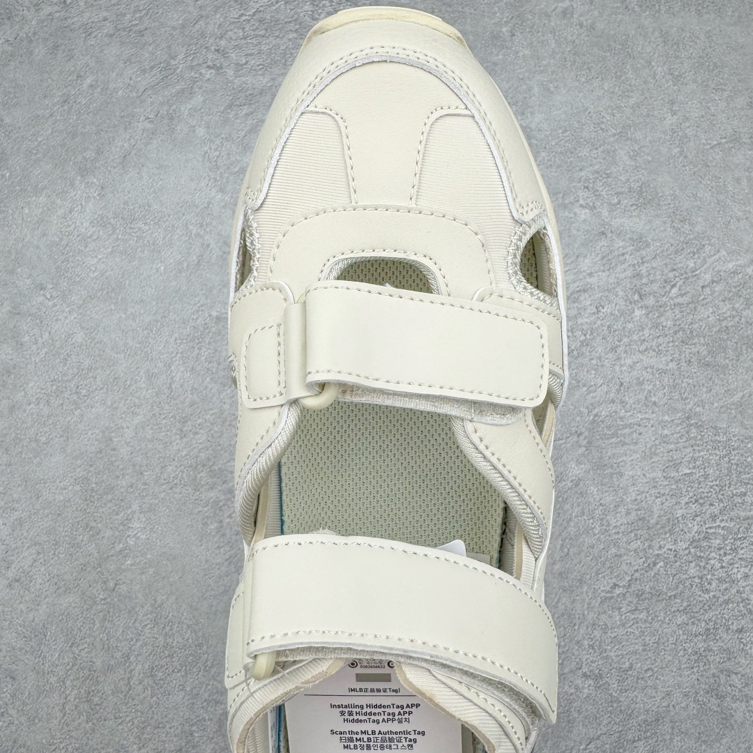 图片[4]-MLB Sandal Chunky Mask 纽约洋基队百搭时尚运动凉鞋 MLB是韩国F&F旗下潮流服装品牌 拥有150年历史的经典传统 是街头文化和国际生活方式的领导者 MLB拥有包括男装、女装、童装、配饰在内的全品类服饰 提供覆盖各性别、各年龄层、From Head to Toe的穿搭装备 其产品结合了韩国的时尚造型与质感 展现了运动服饰也可以兼具时尚潮流的风格 在产品设计上 MLB不仅融合了美国职业棒球大联盟的各当家球队 更结合了棒球运动中的各个元素 复古风范自信控场 复古鞋型率先勾描独特的自我态度 在经典线条与时尚元素的精彩交织下刷新街头复古运动风潮 质感十足兼备卓越的舒适透气性能迎合夏日追求的自在脚感。尺码：36 36.5 37.5 38 38.5 39 40 40.5 41 42 42.5 43 44 45-选品中心