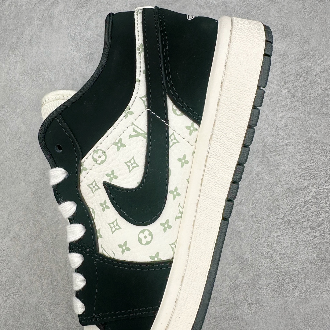 图片[7]-Air Jordan AJ1 Low 低帮系列定制配色 SJ9950-001 原厂内置气垫魔块 A模大底 头层小牛皮 鞋舌AJ原厂专用牛津布+AJ专用反口珍珠布+原厂无杂质高弹内里海棉+特殊封边弹力鞋带 尺码：36 36.5 37.5 38 38.5 39 40 40.5 41 42 42.5 43 44 44.5 45 46-选品中心