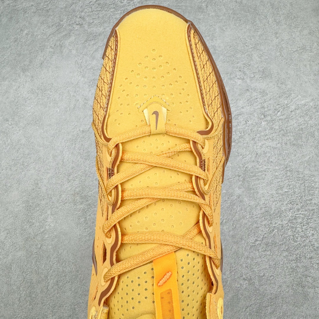 图片[4]-＃TG NK G.T. Cut 3 EP GT3代实战篮球鞋 DV2913-102 该鞋款采用出众回弹设计 为切入、转向和移步篮筐提供出色的能量回馈 回弹性能带来弹力充沛的迈步体验 助你爆发疾速 全掌型 ZoomX 泡绵 缔造弹力出众的轻盈迈步体验 助你在比赛升温时能够急速快攻 驰骋全场 鞋面绳线与鞋带相结合 有助稳固前足 后跟搭配加垫鞋口 为脚踝营造舒适稳固感受 全掌型 ZoomX 泡绵 能够带来出众的能量回馈 前足外侧采用精巧塑料覆面 在瞬间爆发时提供稳固脚感 尺码：39 40 40.5 41 42 42.5 43 44 44.5 45 46-选品中心