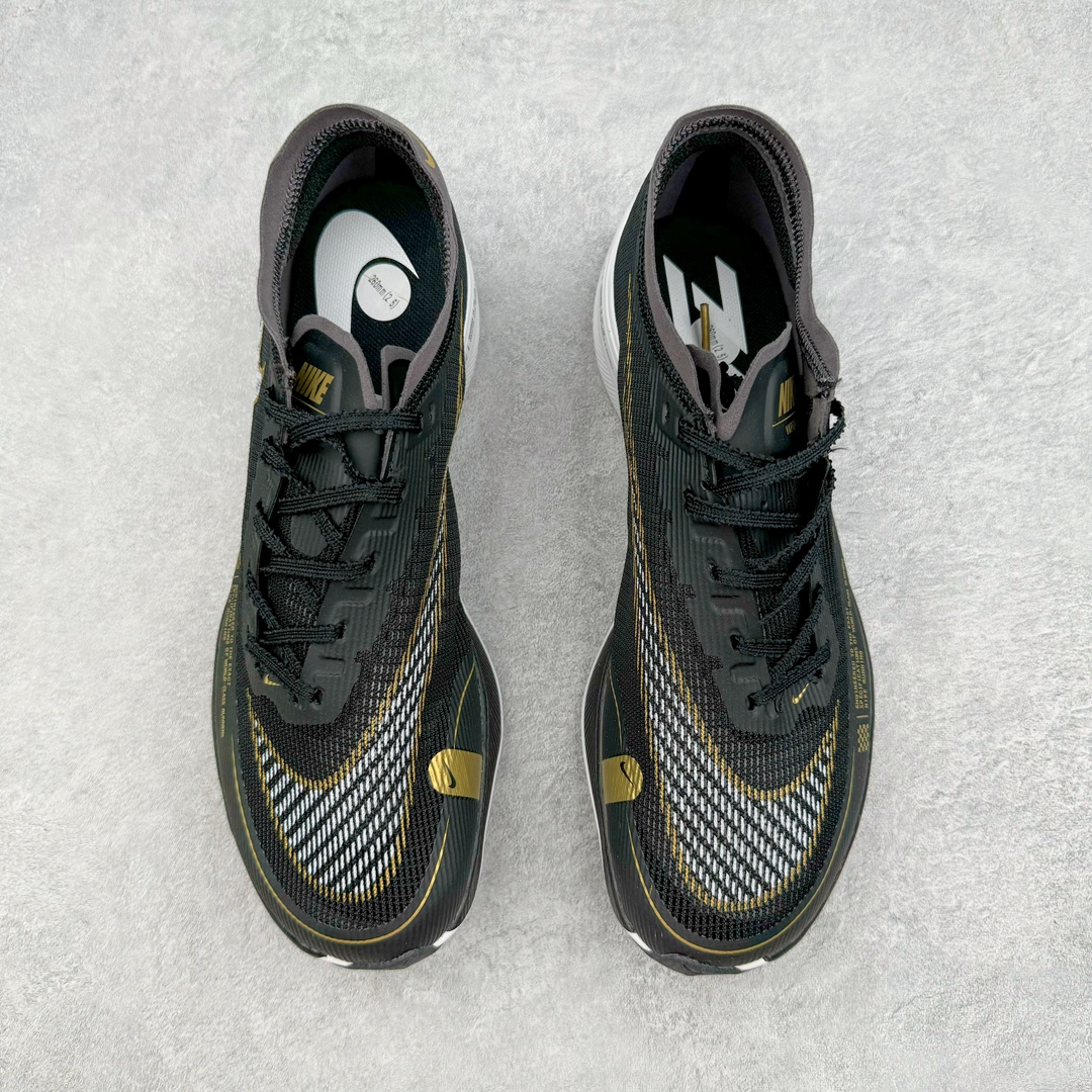 图片[2]-＃纯原 NK ZoomX Vaporfly Next% 马拉松二代跑鞋 内置碳板 鞋面使用了全新 Vaporweave 科技 这种类似蝉翼的材质相比 Flyknit 更加轻薄透气 非对称的鞋带系统和泡棉护垫的加入令舒适度更高 鞋头辅以超大的 Swoosh 点缀 再配上流线型外观设计 时尚感十足 尺码：36 36.5 37.5 38 38.5 39 40 40.5 41 42 42.5 43 44 44.5 45-选品中心
