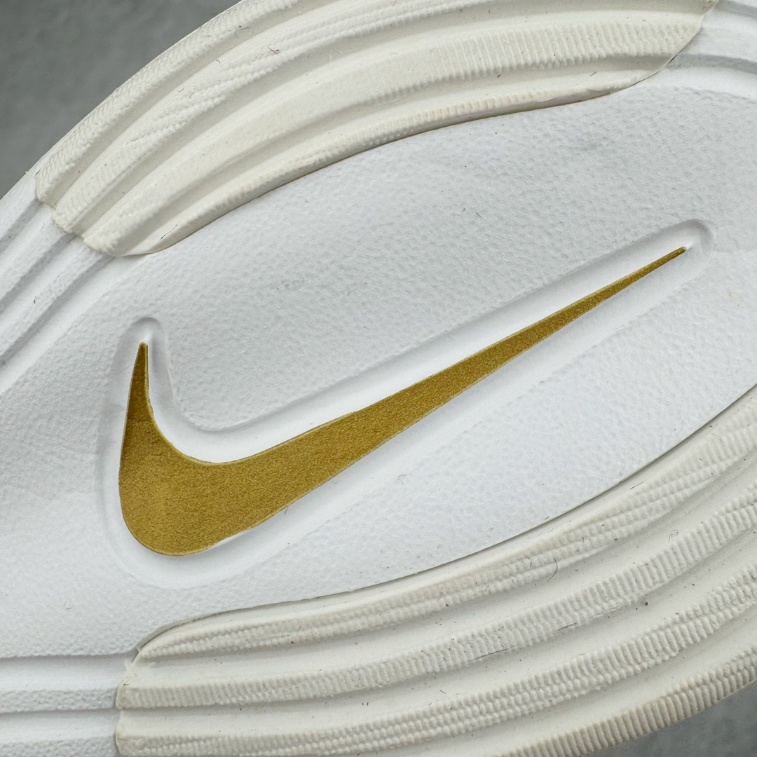 图片[18]-＃纯原 NK ZoomX Vaporfly Next% 马拉松二代跑鞋 内置碳板 鞋面使用了全新 Vaporweave 科技 这种类似蝉翼的材质相比 Flyknit 更加轻薄透气 非对称的鞋带系统和泡棉护垫的加入令舒适度更高 鞋头辅以超大的 Swoosh 点缀 再配上流线型外观设计 时尚感十足 尺码：36 36.5 37.5 38 38.5 39 40 40.5 41 42 42.5 43 44 44.5 45-选品中心