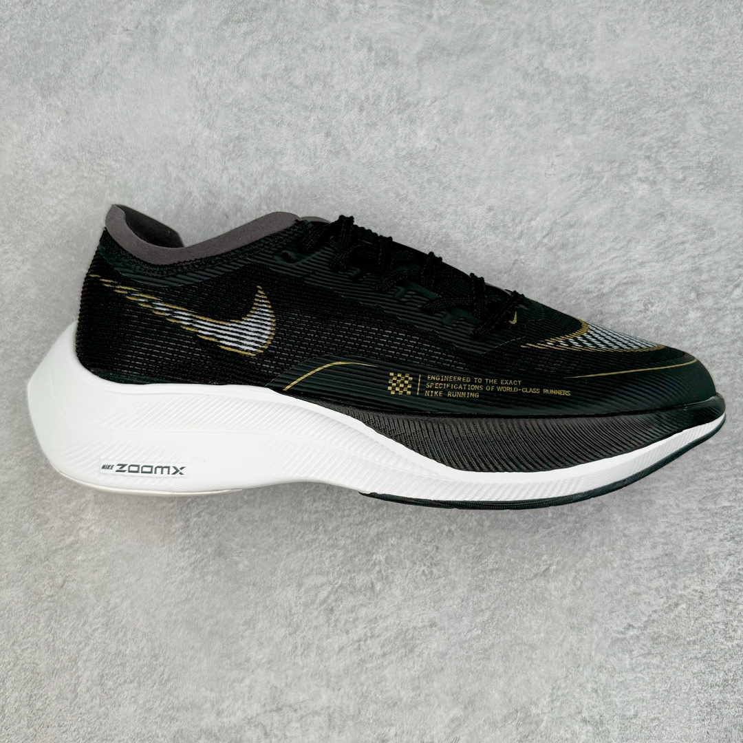 ＃纯原 NK ZoomX Vaporfly Next% 马拉松二代跑鞋 内置碳板 鞋面使用了全新 Vaporweave 科技 这种类似蝉翼的材质相比 Flyknit 更加轻薄透气 非对称的鞋带系统和泡棉护垫的加入令舒适度更高 鞋头辅以超大的 Swoosh 点缀 再配上流线型外观设计 时尚感十足 尺码：36 36.5 37.5 38 38.5 39 40 40.5 41 42 42.5 43 44 44.5 45-选品中心