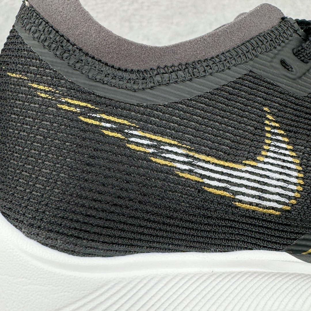 图片[16]-＃纯原 NK ZoomX Vaporfly Next% 马拉松二代跑鞋 内置碳板 鞋面使用了全新 Vaporweave 科技 这种类似蝉翼的材质相比 Flyknit 更加轻薄透气 非对称的鞋带系统和泡棉护垫的加入令舒适度更高 鞋头辅以超大的 Swoosh 点缀 再配上流线型外观设计 时尚感十足 尺码：36 36.5 37.5 38 38.5 39 40 40.5 41 42 42.5 43 44 44.5 45-选品中心
