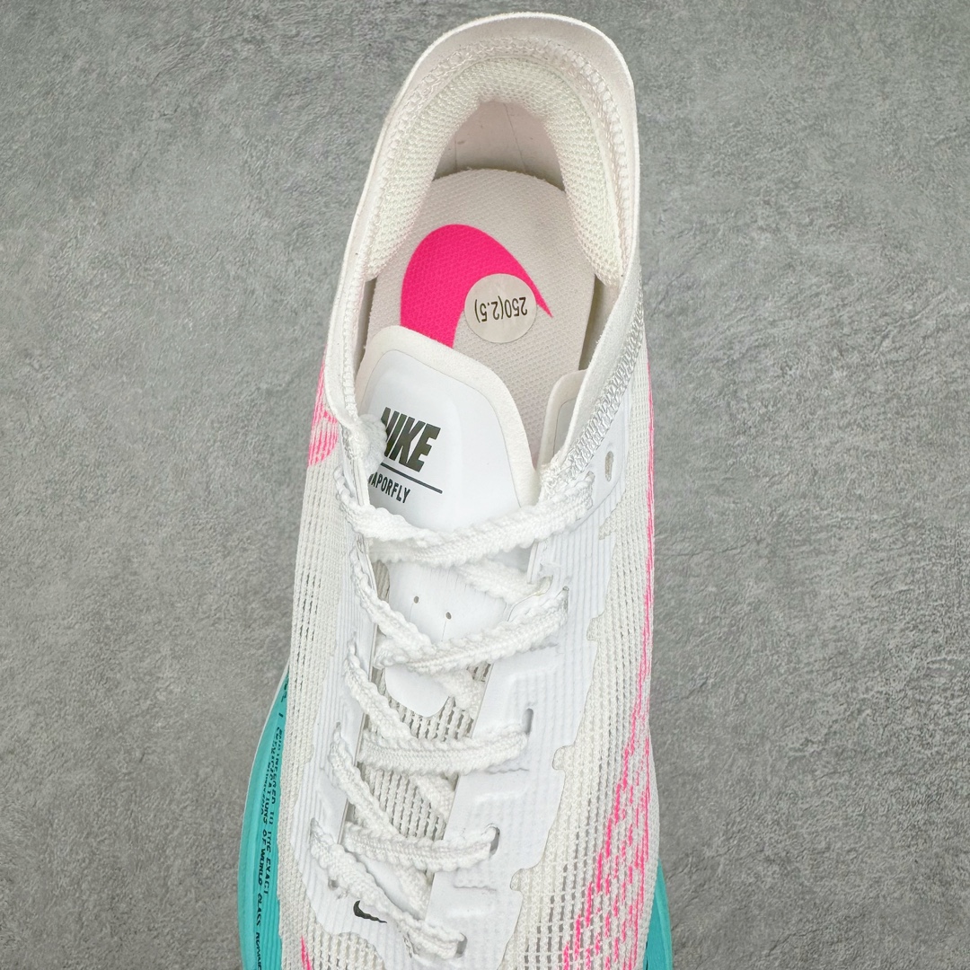 图片[5]-＃纯原 NK ZoomX Vaporfly Next% 马拉松二代跑鞋 内置碳板 鞋面使用了全新 Vaporweave 科技 这种类似蝉翼的材质相比 Flyknit 更加轻薄透气 非对称的鞋带系统和泡棉护垫的加入令舒适度更高 鞋头辅以超大的 Swoosh 点缀 再配上流线型外观设计 时尚感十足 尺码：36 36.5 37.5 38 38.5 39 40 40.5 41 42 42.5 43 44 44.5 45-选品中心