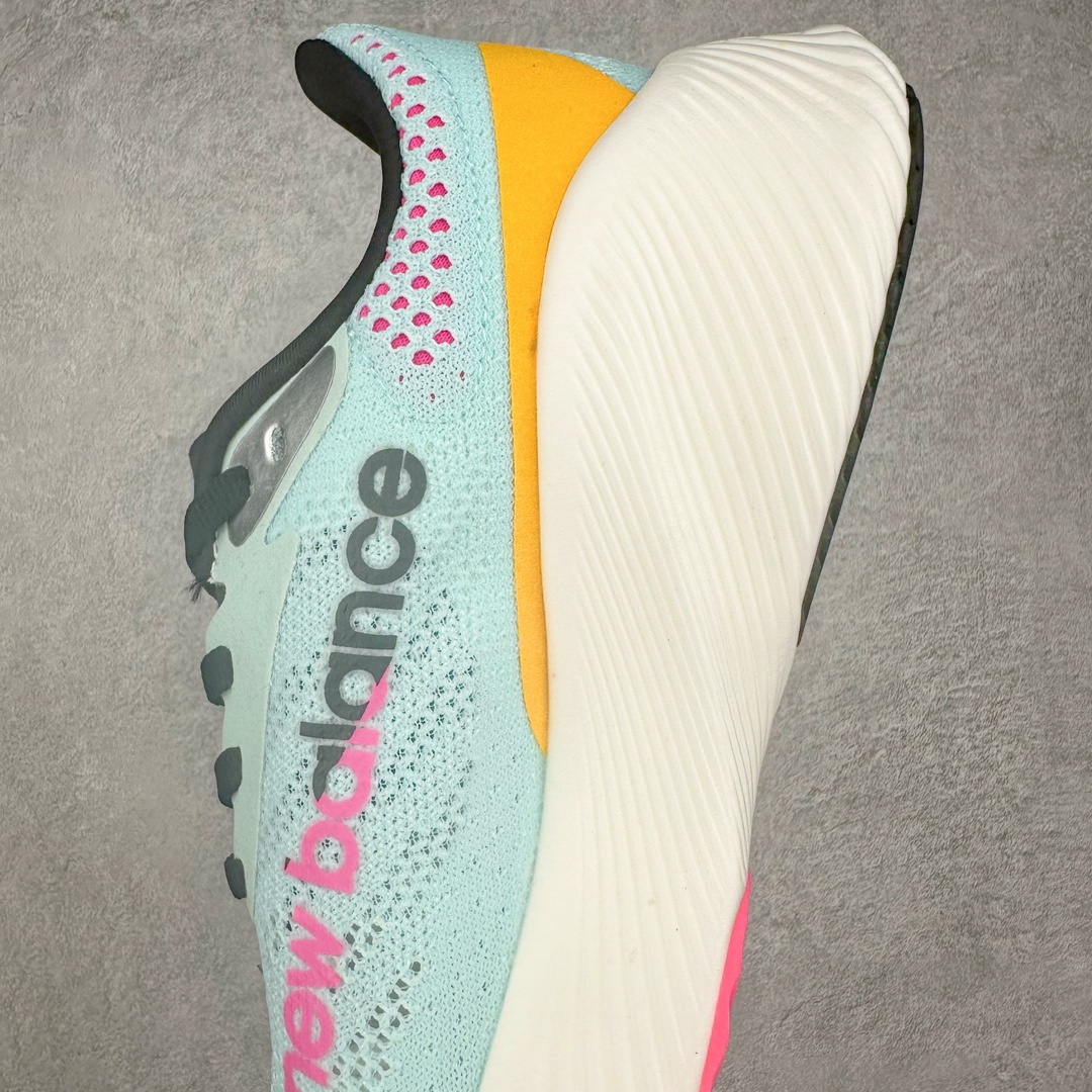 图片[7]-＃特价福利 New Balance FuelCell RC Elite V2 新百伦NB系列超轻量化低帮休闲运动慢跑鞋 采用超轻透气3D针织网眼材料结构鞋面及打印Logo细节#中底嵌入FuelCell轻量化技术组合全掌碳纤维板 网面鞋面设计 运动清爽透气 赤足感受 撞色设计细节控的惊喜 精细看得见 FUEL CELL避震中底,通过将液态氮快速填充进泡棉的方式 打造出具有高弹、轻质、 持久的中底 尺码对应库存‼️-选品中心