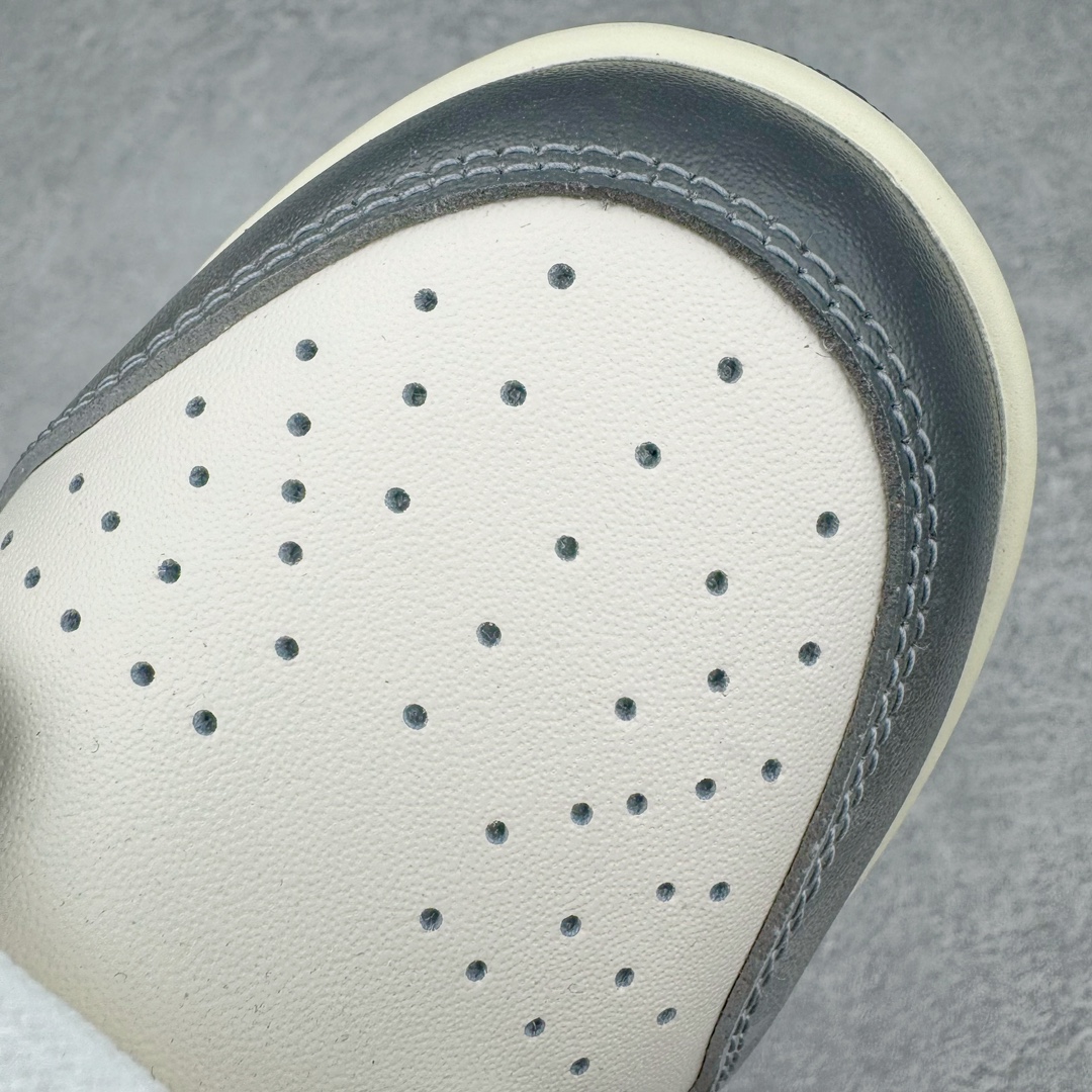 图片[16]-＃YC纯原福利 NK Dunk Low 熊猫恶作剧 游龙则灵 FV8106-181 定制系列天花板 无原鞋不开发 全系列得物原鞋一比一校对开发 配色持续更新中 终端对接 优势输出 全套原厂楦头原纸板数据档案倾力打造 原汁原味莞产 极致还原 圈内最强针车工艺 高端零售指定版 广东原厂配套原盒原标 鞋盒分三个尺码段 原厂冲刀 超高清洁度 全鞋零毛边皮料切割 采用原厂百宏鞋带以及原厂百宏织唛舌标 内标可供原厂几率过验 进口原装条纹中底布 四线拉帮白色点胶 原厂拉帮手法遵循公司 原厂电绣 极致还原 尺码：35.5 36 36.5 37.5 38 38.5 39 40 40.5 41 42 42.5 43 44 44.5 45 46 47.5-选品中心