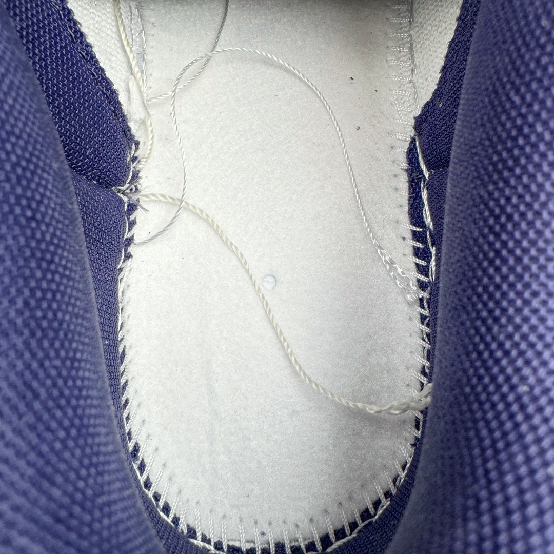 图片[22]-＃YC纯原福利 NK Dunk Low 熊猫恶作剧 游龙则灵 FV8106-181 定制系列天花板 无原鞋不开发 全系列得物原鞋一比一校对开发 配色持续更新中 终端对接 优势输出 全套原厂楦头原纸板数据档案倾力打造 原汁原味莞产 极致还原 圈内最强针车工艺 高端零售指定版 广东原厂配套原盒原标 鞋盒分三个尺码段 原厂冲刀 超高清洁度 全鞋零毛边皮料切割 采用原厂百宏鞋带以及原厂百宏织唛舌标 内标可供原厂几率过验 进口原装条纹中底布 四线拉帮白色点胶 原厂拉帮手法遵循公司 原厂电绣 极致还原 尺码：35.5 36 36.5 37.5 38 38.5 39 40 40.5 41 42 42.5 43 44 44.5 45 46 47.5-选品中心