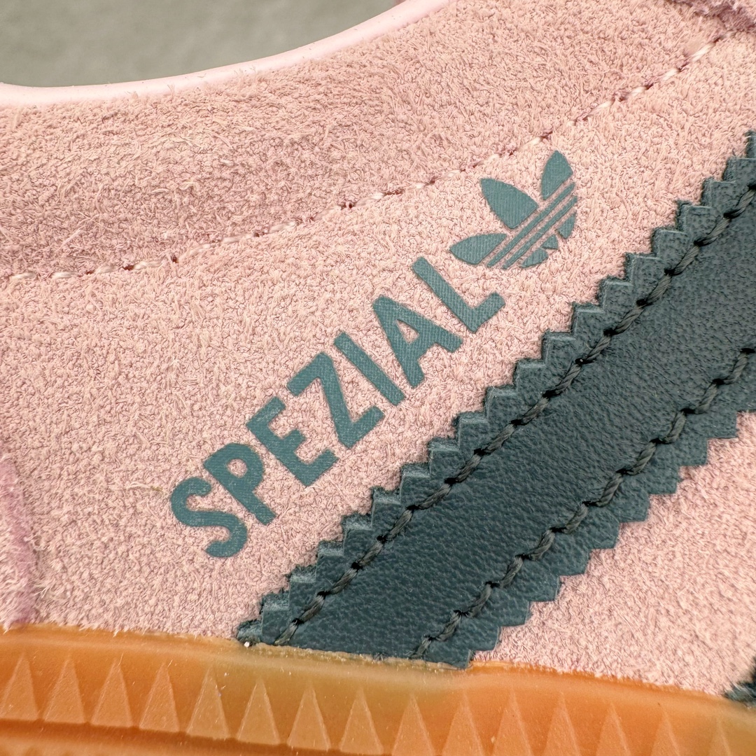 图片[16]-＃S2纯原 AD Originals Handball SPZL 手球运动员系列百搭休闲运动板鞋 粉黑 IF6561 口碑大厂出品 品控大底版型不断改良更新 原厂皮料 原装过验内外标加持 全套原纸板楦头开发 确保原汁原味 完美呈现桑巴版型 一比一鞋头弧度高度鞋身弧度 数据细节工艺流程均保持一致 这款来自阿迪达斯的这款HANDBALL SPZL前身是一双手球运动鞋 这一次拿来复刻 所以鞋面的主要色彩选用了黑色 鞋面外侧除了Spezial字母之外还有三叶草标志 Handball SPZL作为复古手球训练鞋与作为室内足球鞋的Samba有着异曲同工之处 但是质感更为出众的鞋身以及丰富的配色选择比起Samba来讲可以说是更胜一筹了 尺码：36 36⅔ 37⅓ 38 38⅔ 39⅓ 40 40⅔ 41⅓ 42 42⅔ 43⅓ 44 45-选品中心